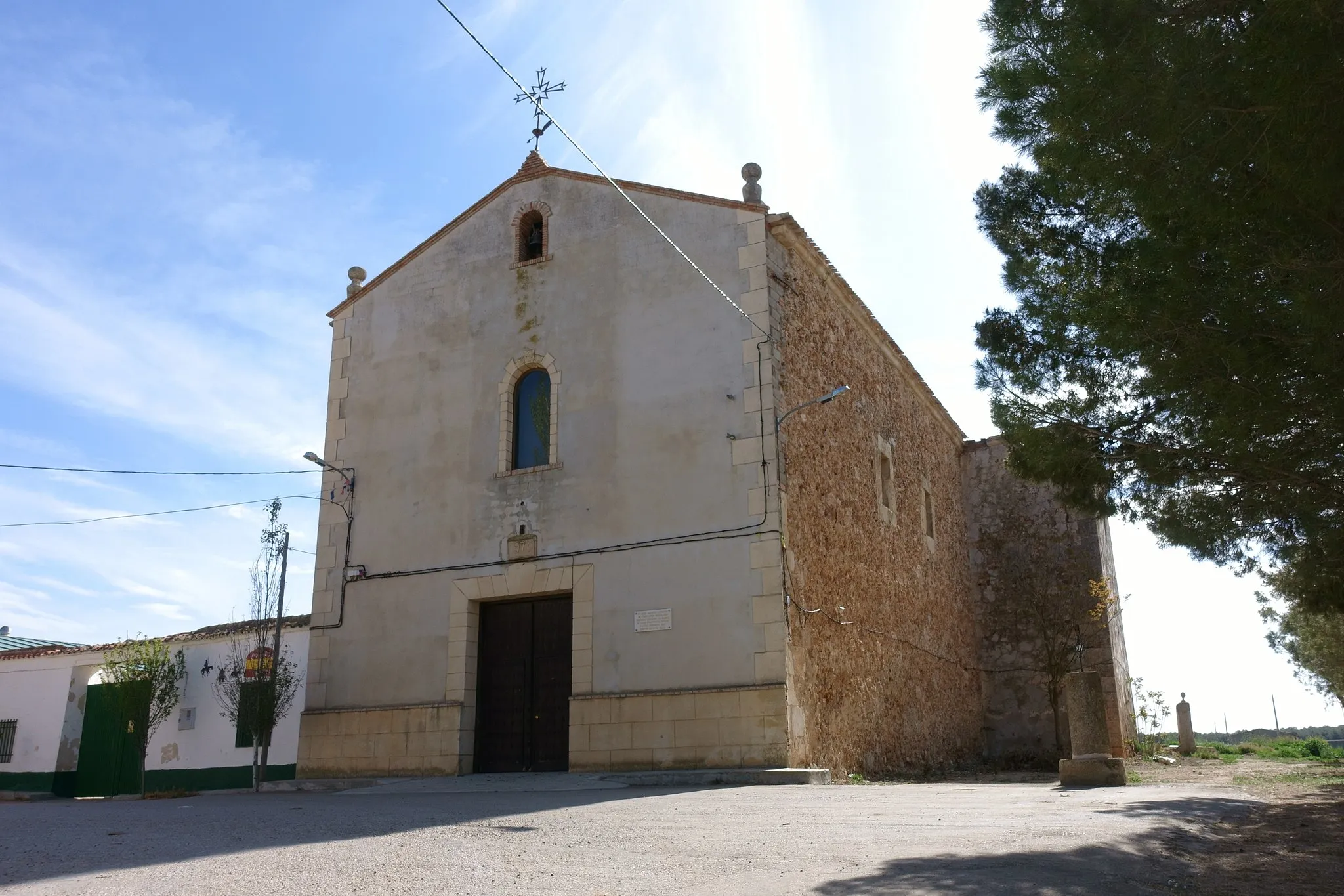 Photo showing: Convento Trinitario en Santa María del Campo Rus (Cuenca, España).