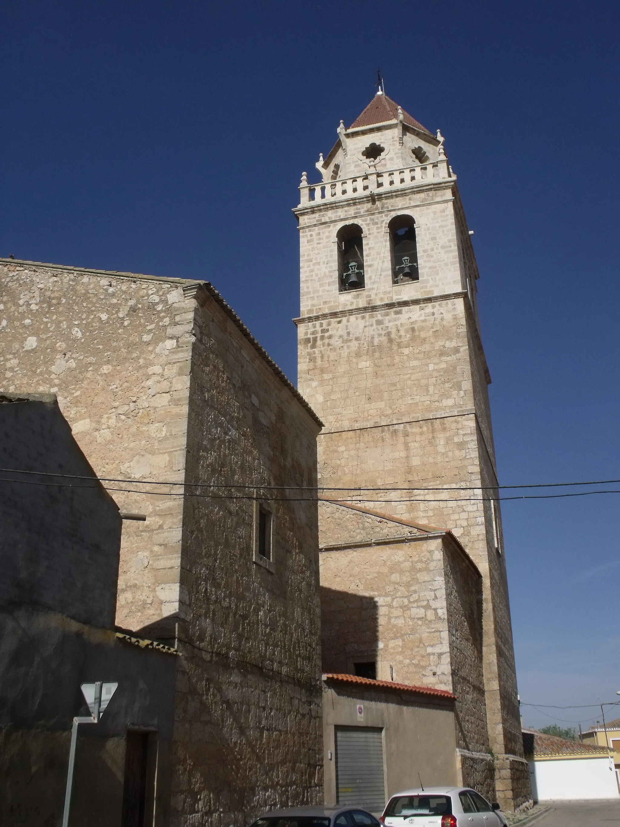 Photo showing: Exterior de la iglesia parroquial