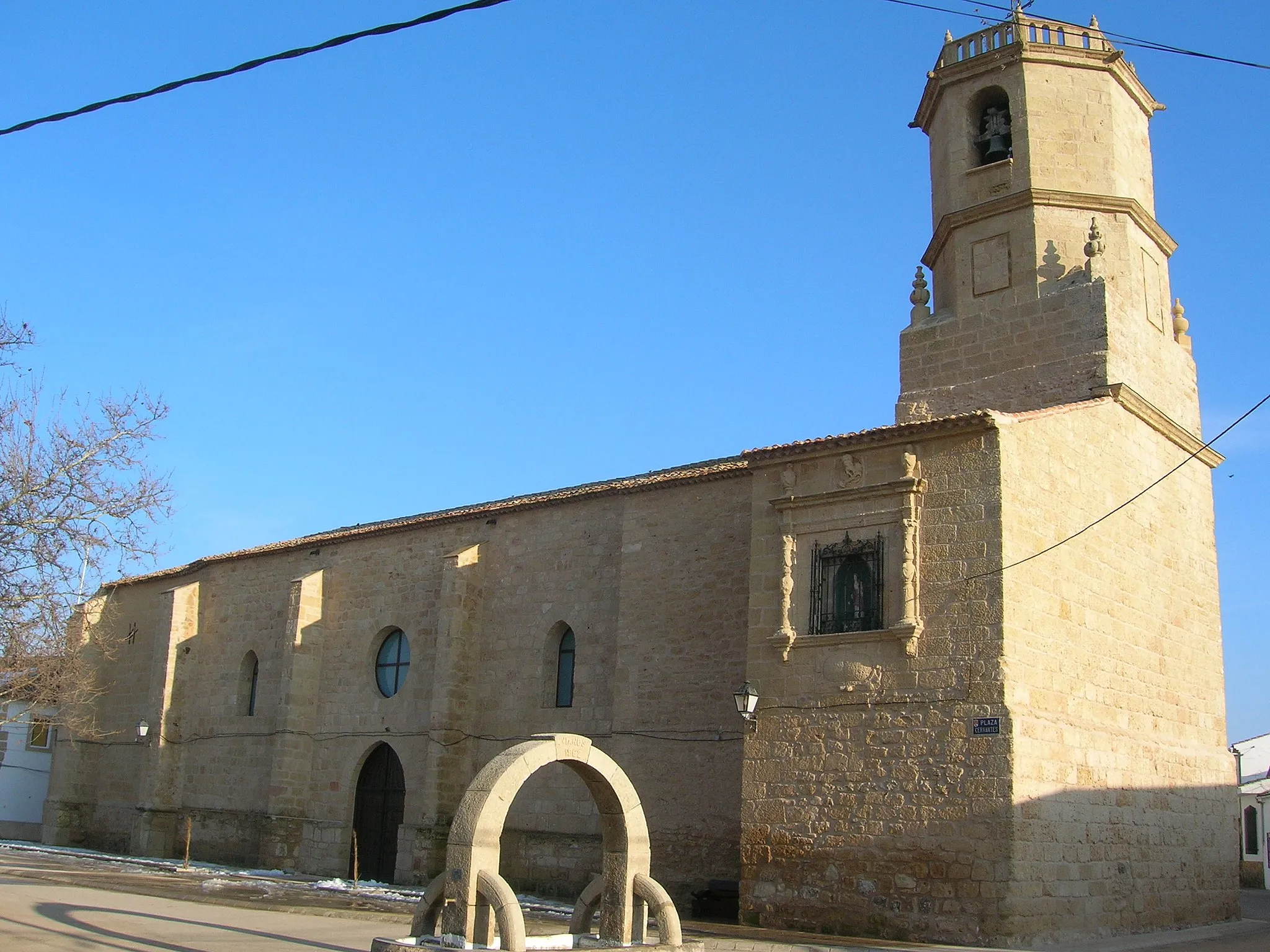 Photo showing: Iglesia de Vianos, municipio de la provincia de Albacete, España.