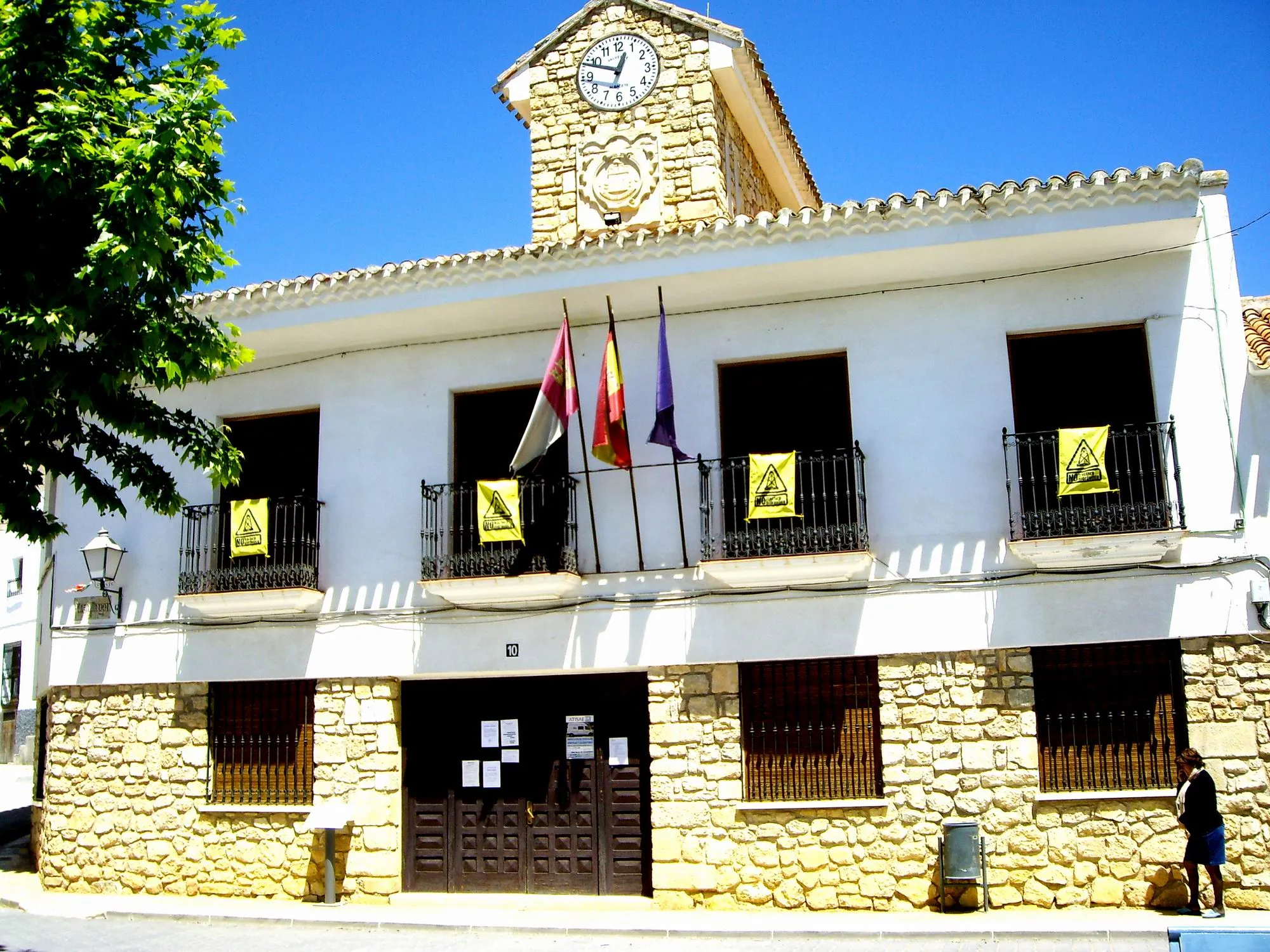 Photo showing: Ayuntamiento de Lezuza