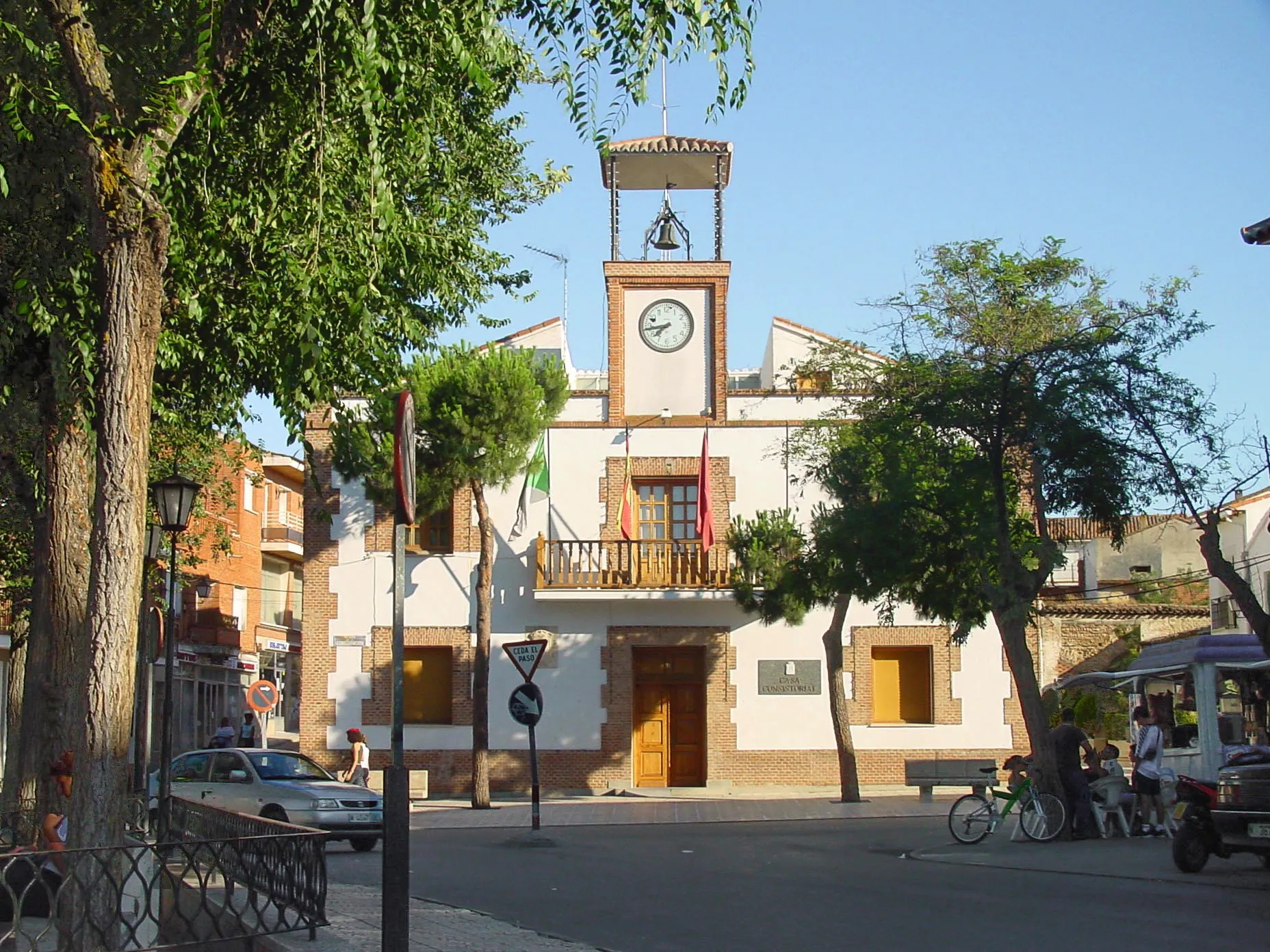 Photo showing: Ayuntamiento de El Álamo.