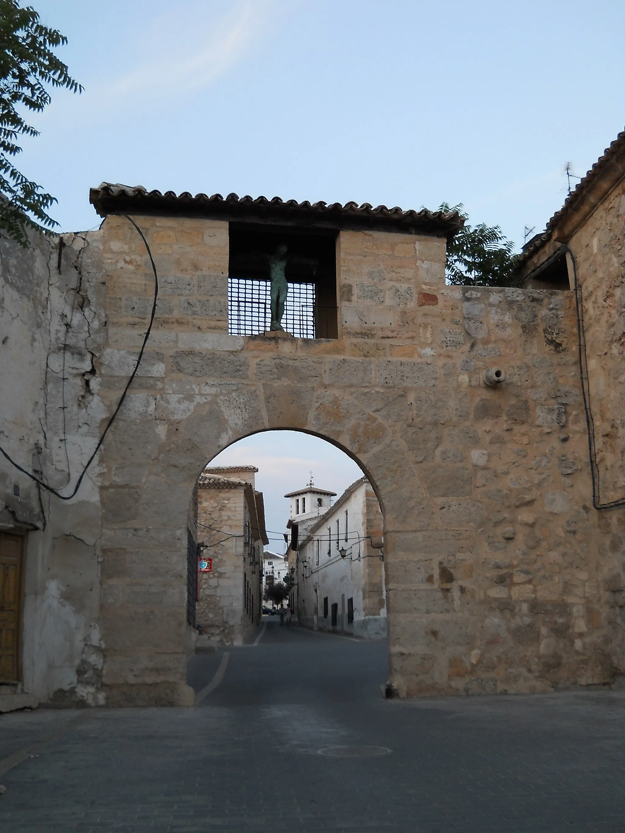 Photo showing: Almudí gate, Belmonte, Cuenca, Spain