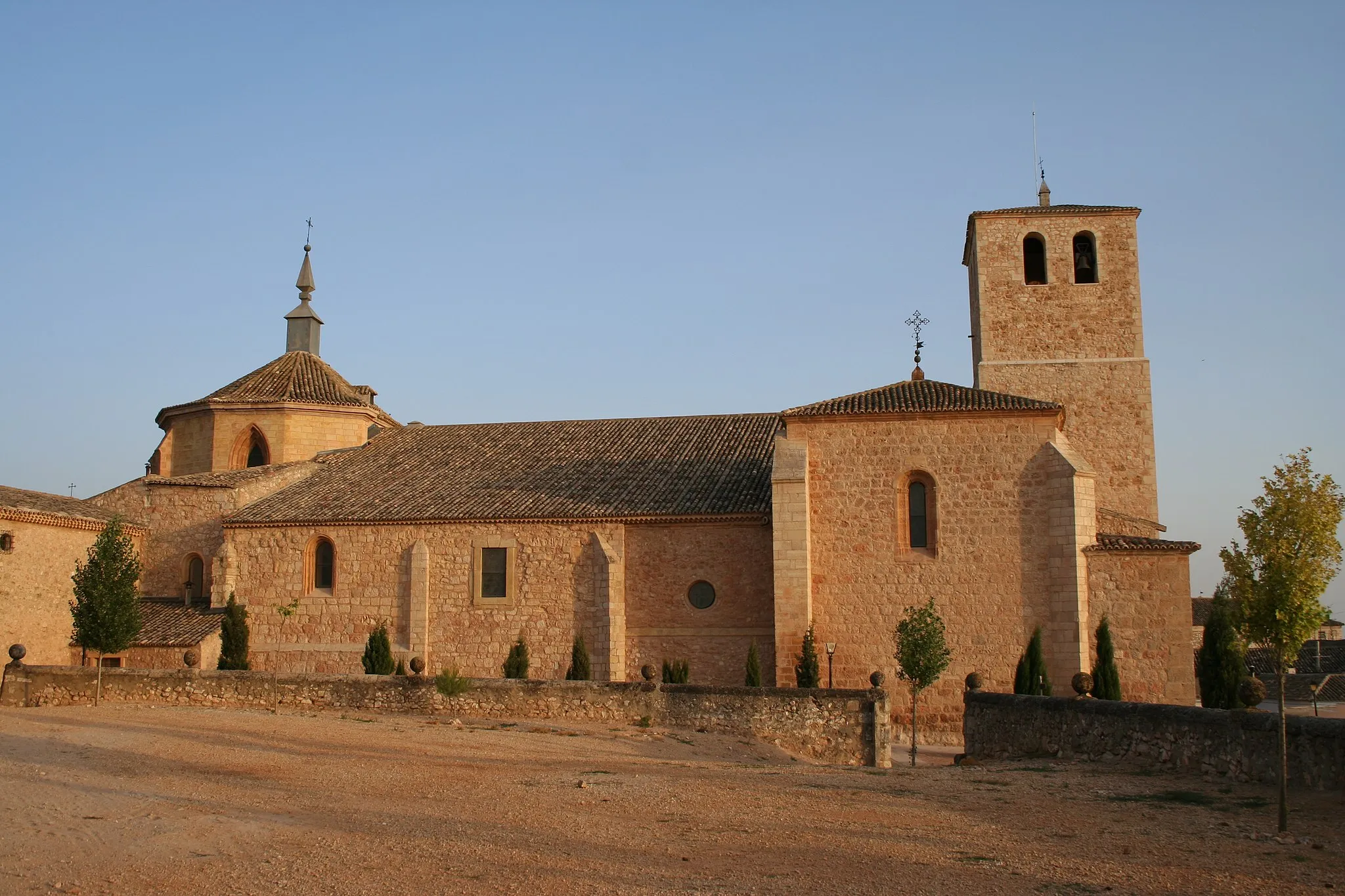 Photo showing: La Colegiata de Belmonte, Cuenca (España).