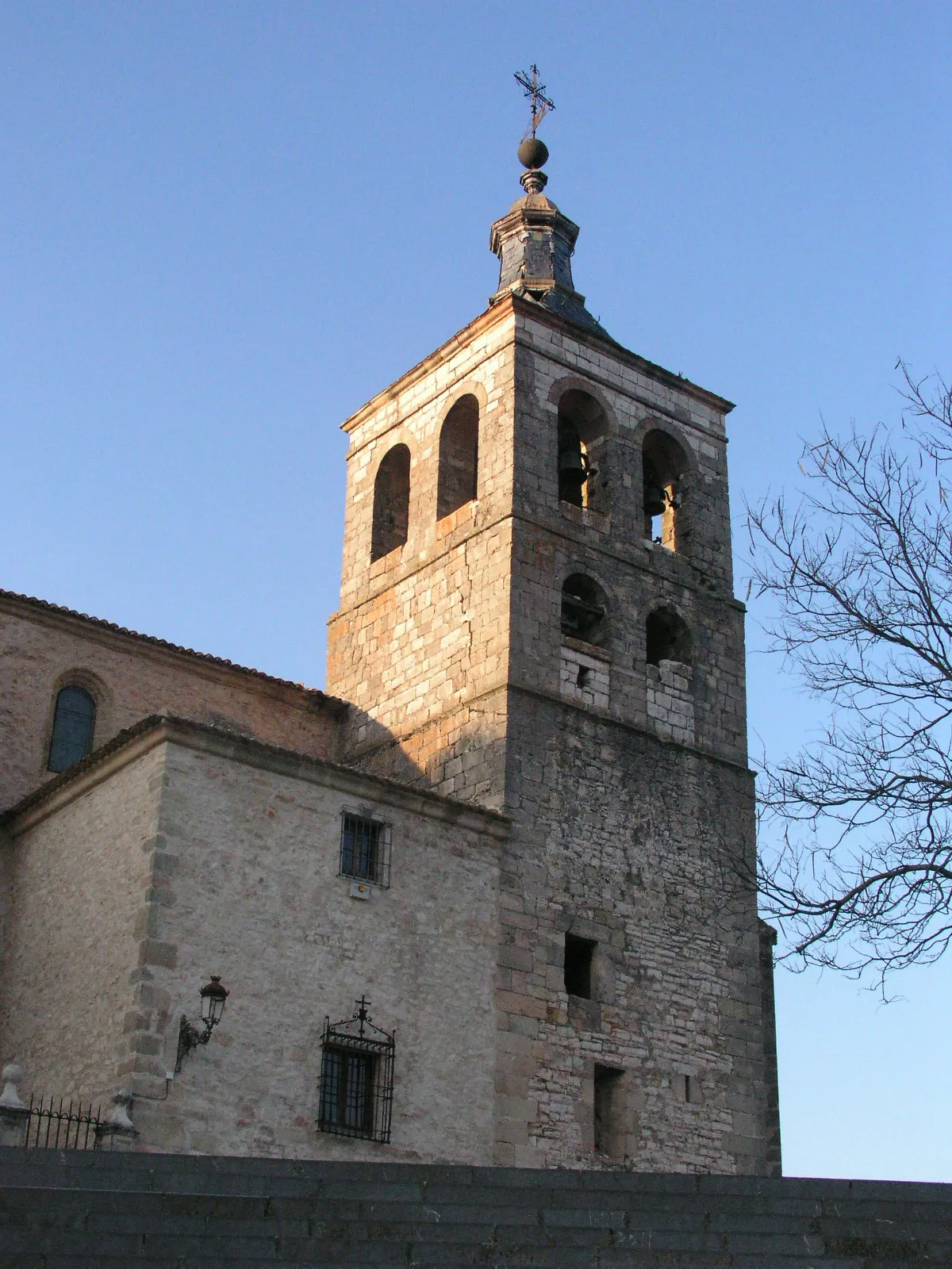 Photo showing: Cogolludo, province of Guadalajara, España. Tower of the church of Santa María.