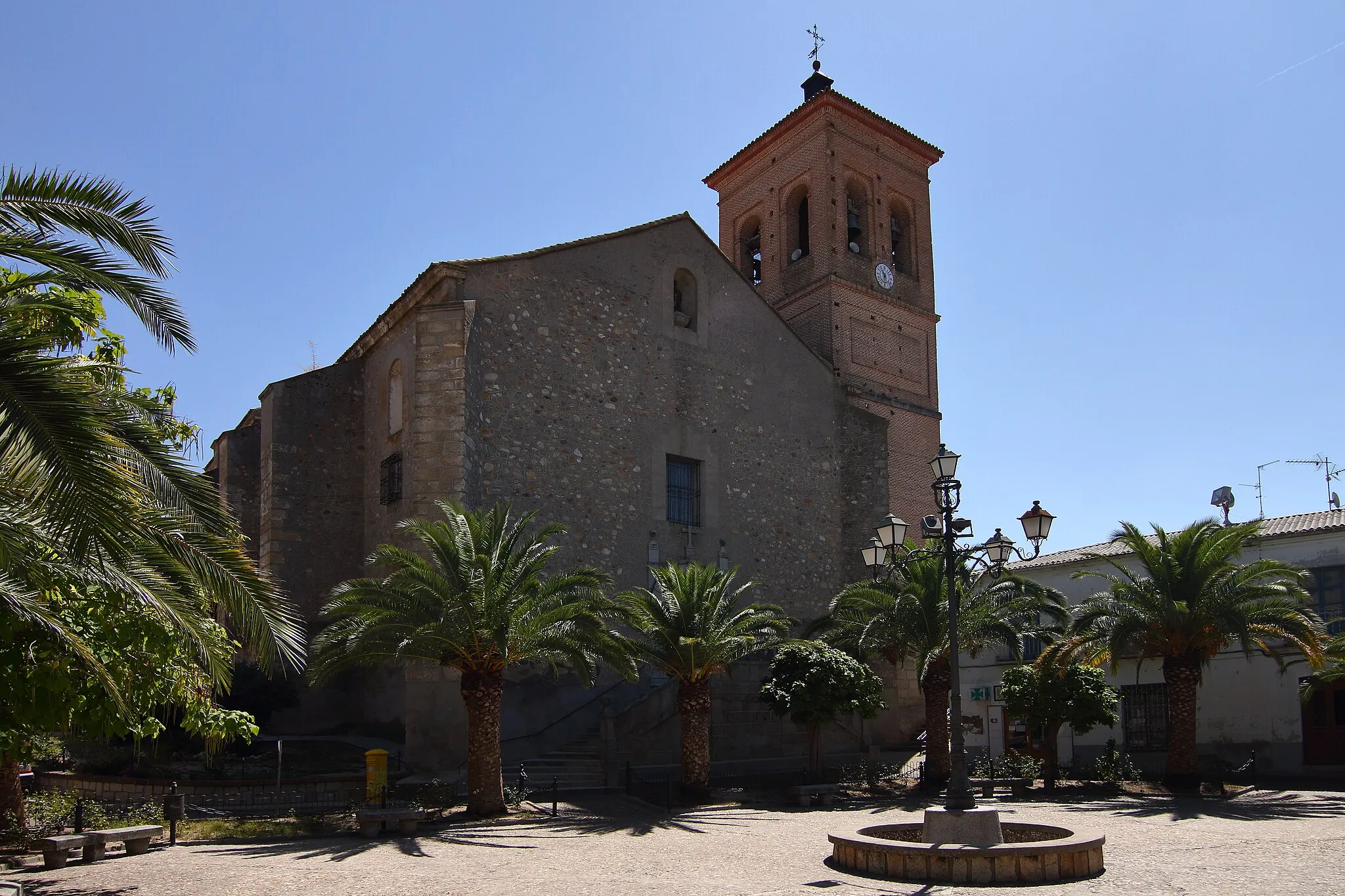 Photo showing: La Torre de Esteban Hambrán, Iglesia de Santa María Magdalena, fachada principal