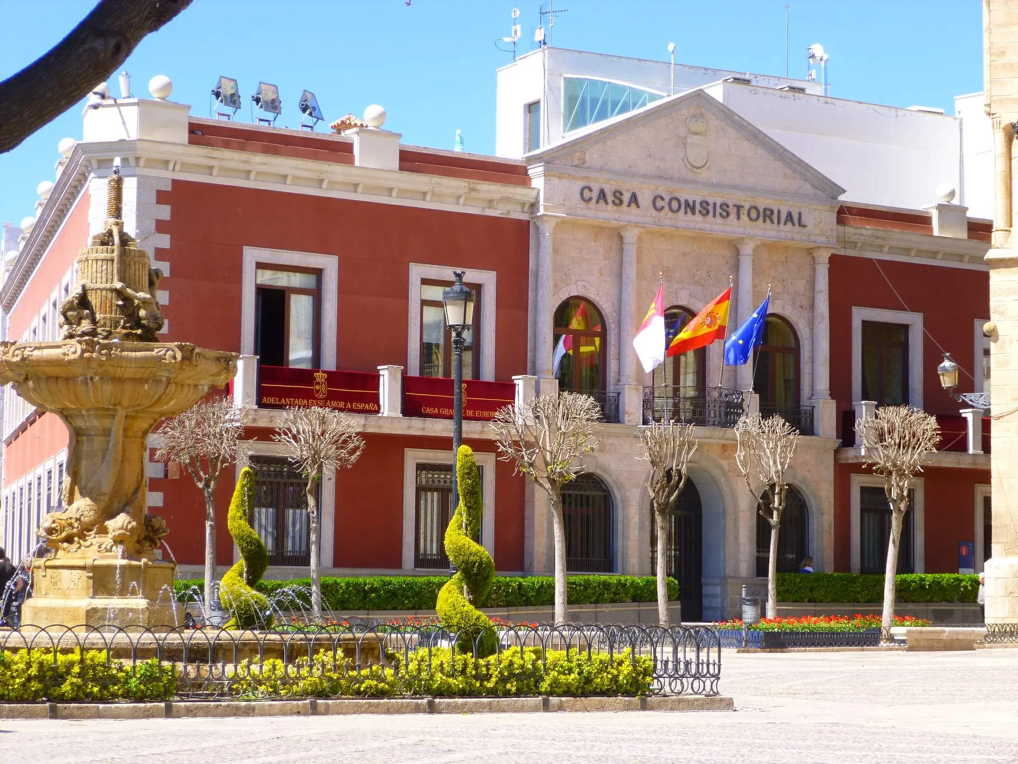 Photo showing: Ayuntamiento de Valdepeñas (Ciudad Real)