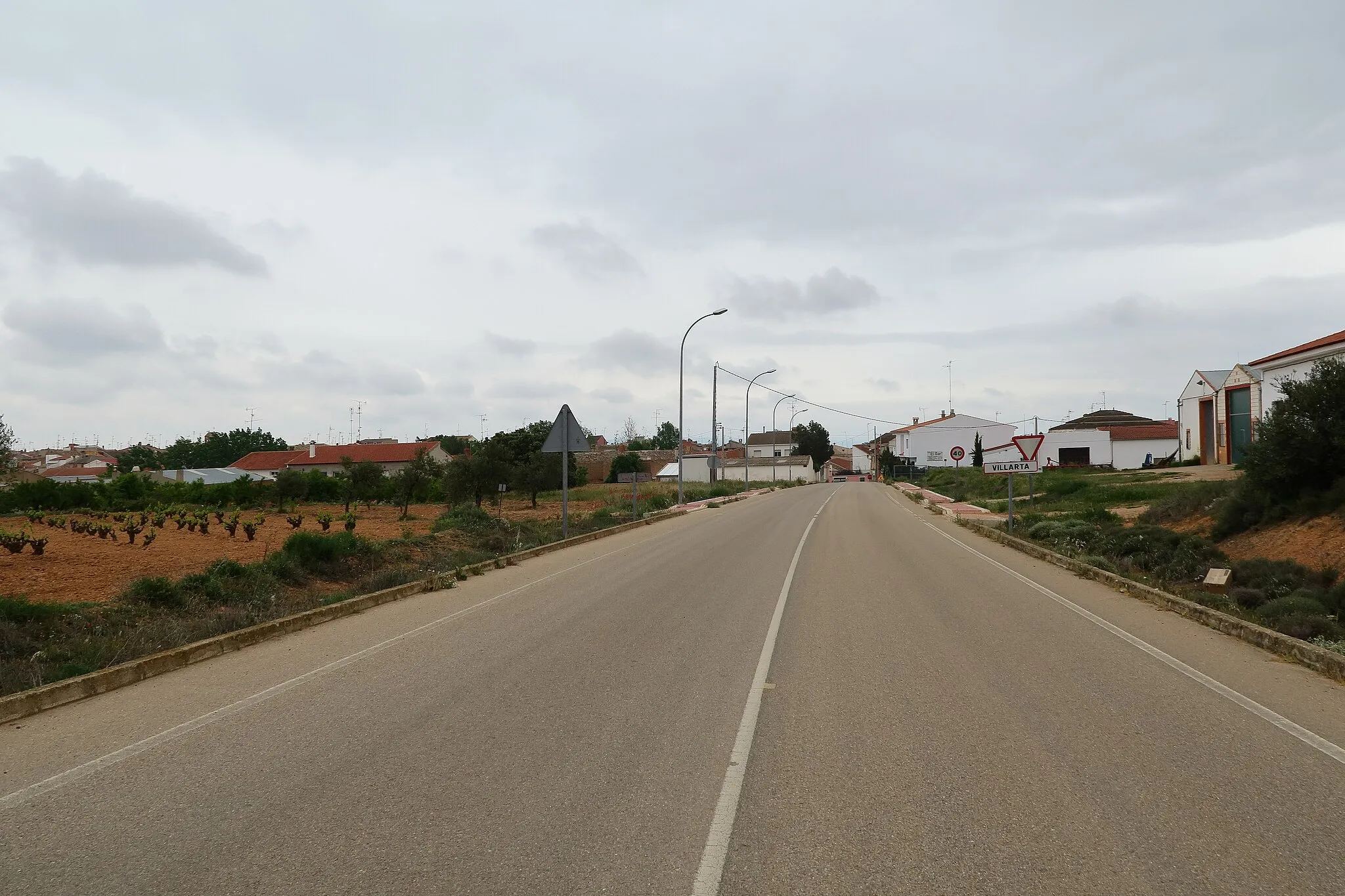 Photo showing: Villarta, entrada norte desde la CM-3201