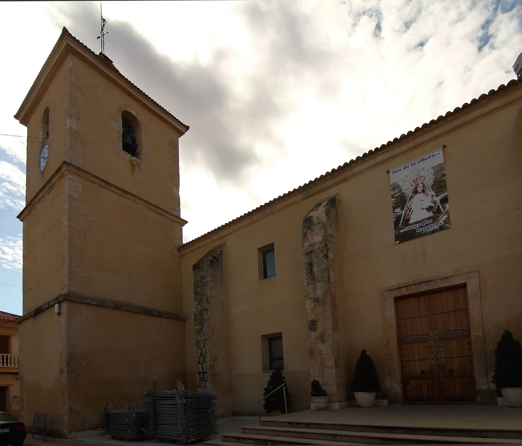 Photo showing: Valdeganga, Iglesia de La Purísma, fachada principal, 02