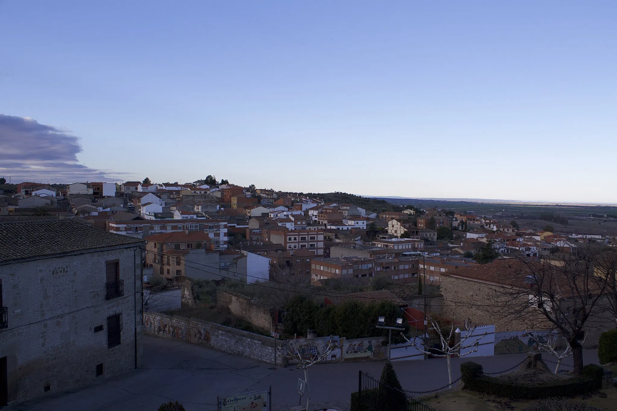 Photo showing: Vista de Oropesa desde el Parador de Oropesa