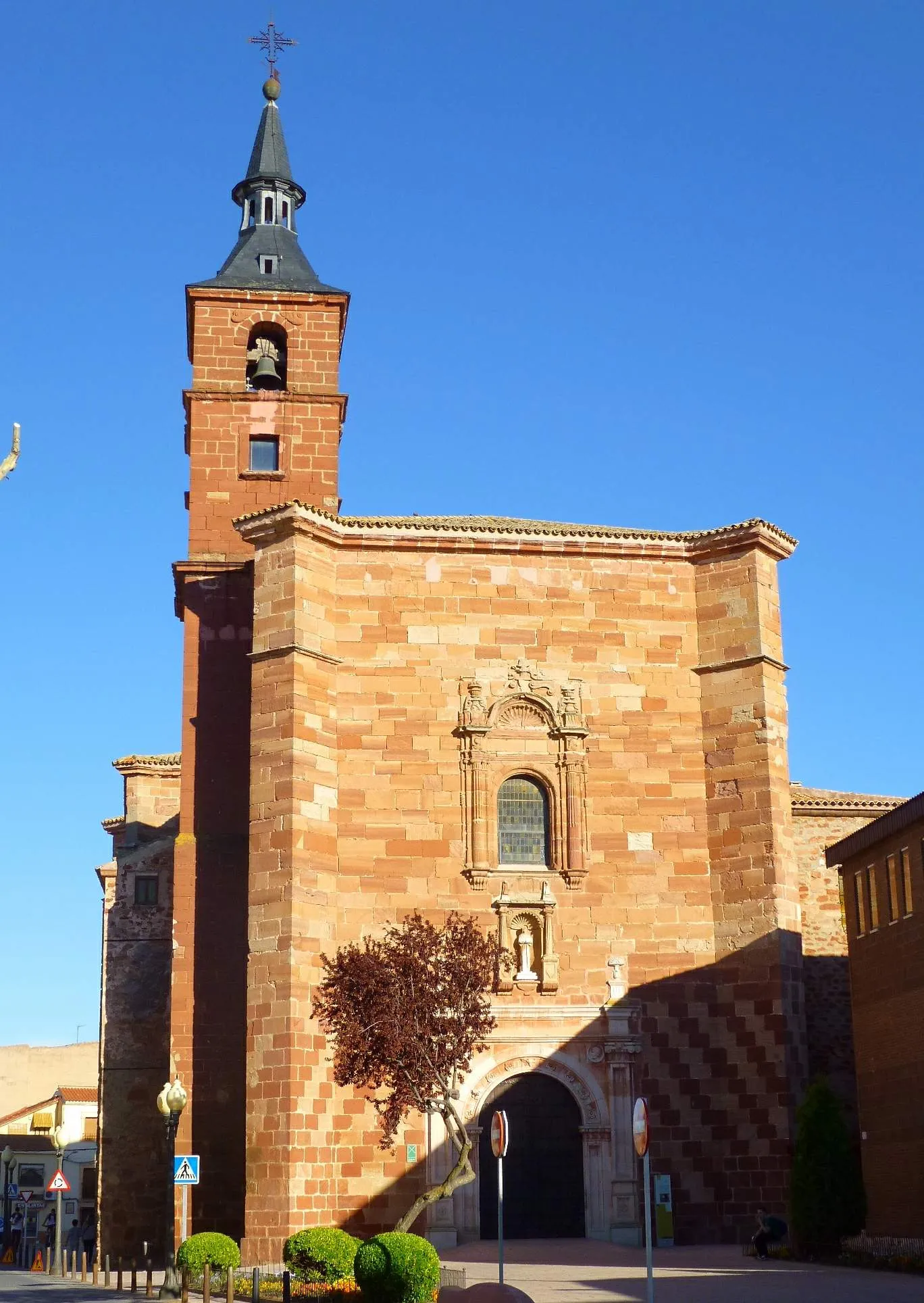 Photo showing: Iglesia de San Francisco (Alcázar de San Juan).