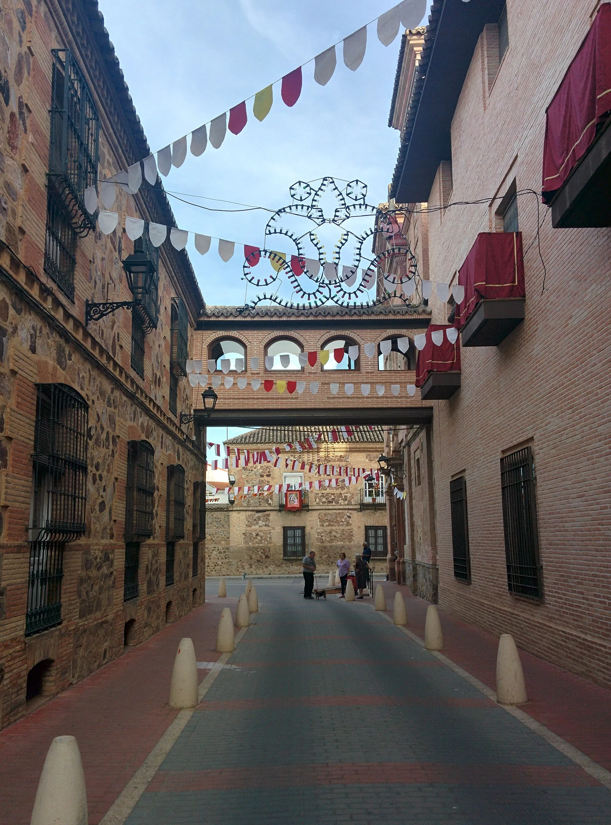 Photo showing: Calle en Herencia (Ciudad Real, España).