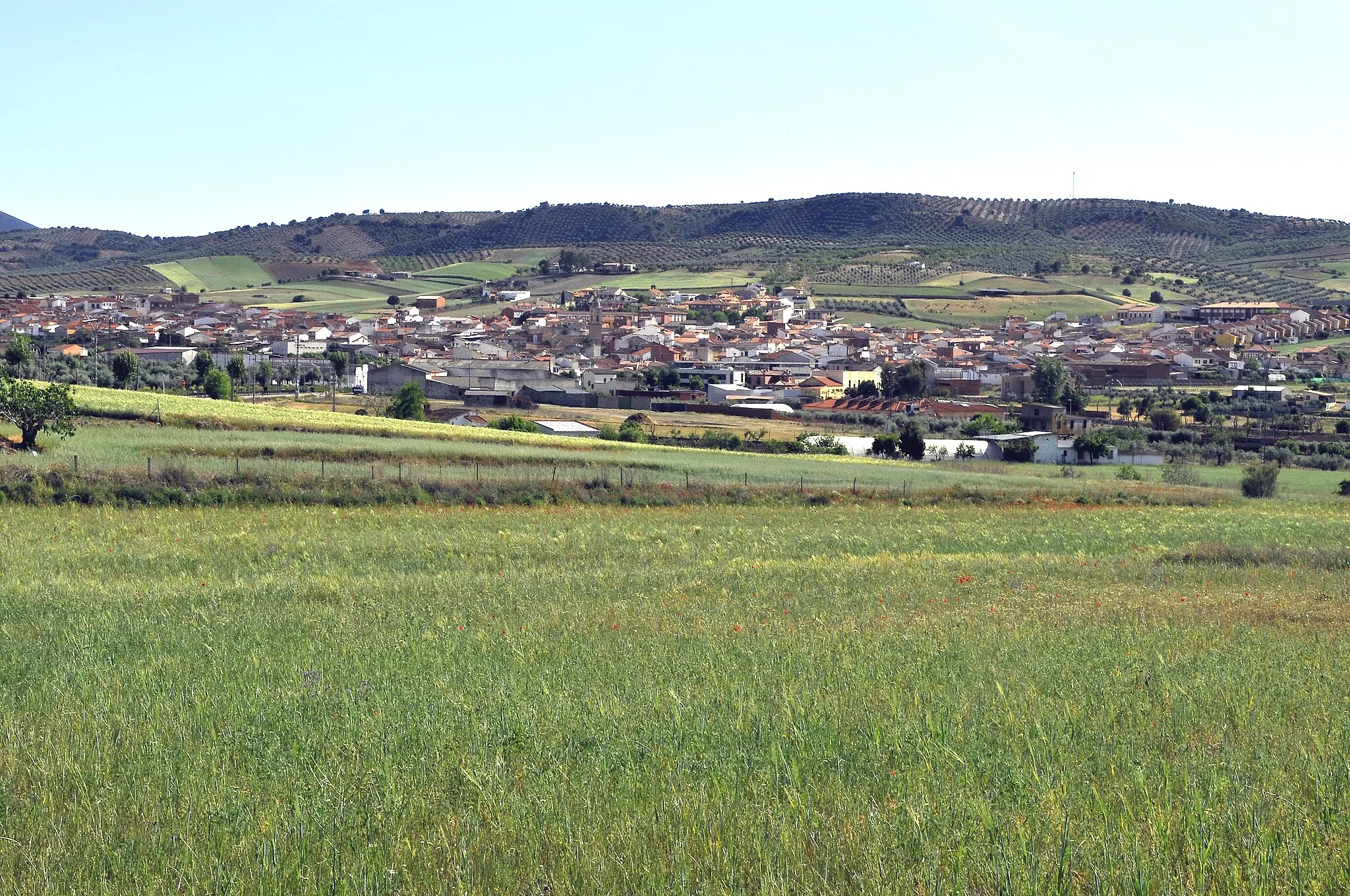 Photo showing: The village and its surroundings. La Nava de Ricomalillo, Tooedo, Castile-La Mancha, Spain