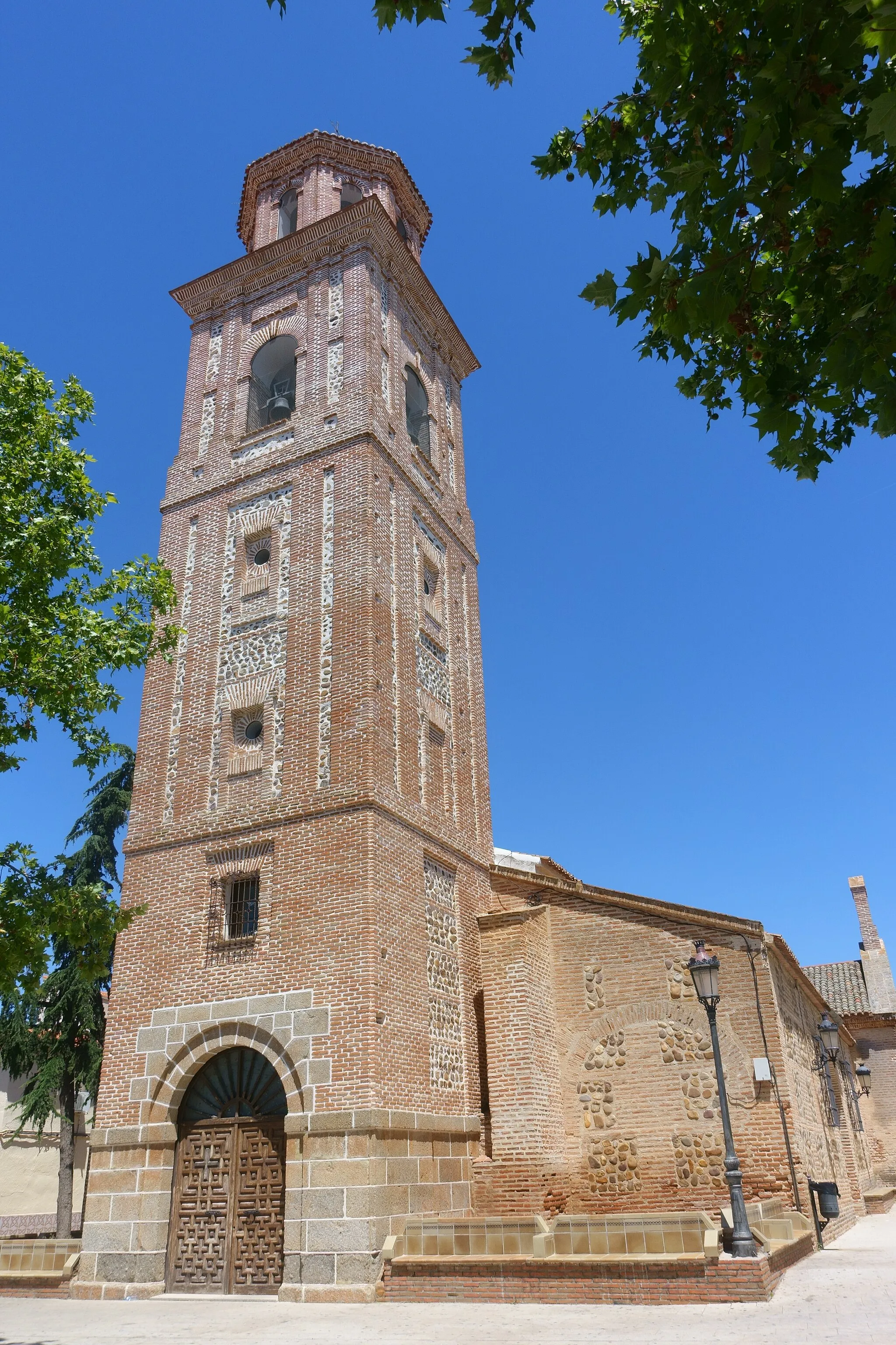 Photo showing: Iglesia de Nuestra Señora de la Encarnación, La Pueblanueva (Toledo, España).