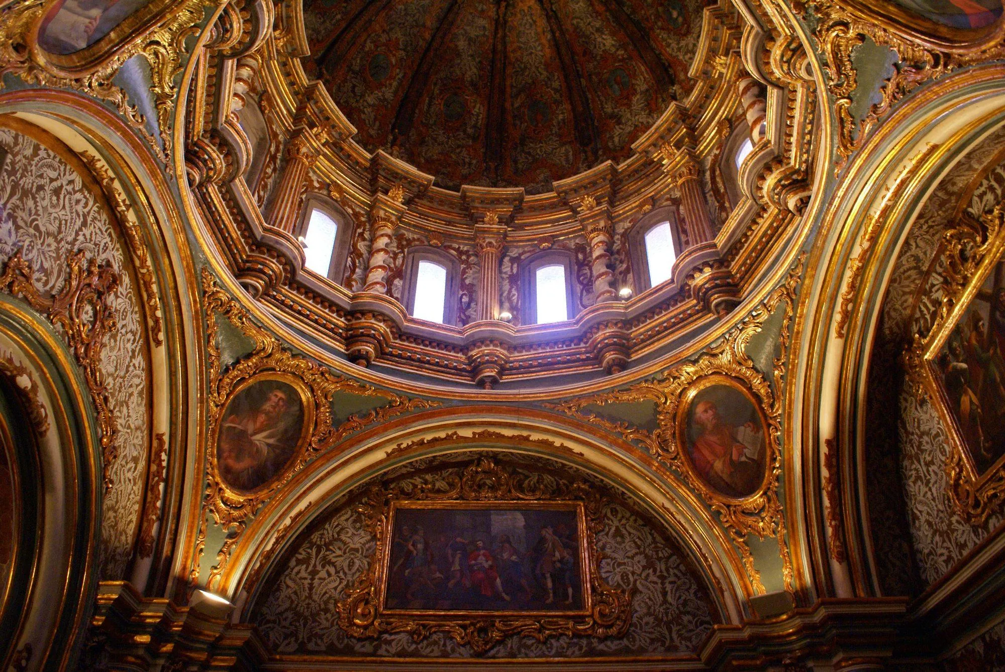 Photo showing: Camarín del Cristo de la Antigua, en el Santuario de Nuestra Señora de la Encarnación en Tobarra (Albacete, España).