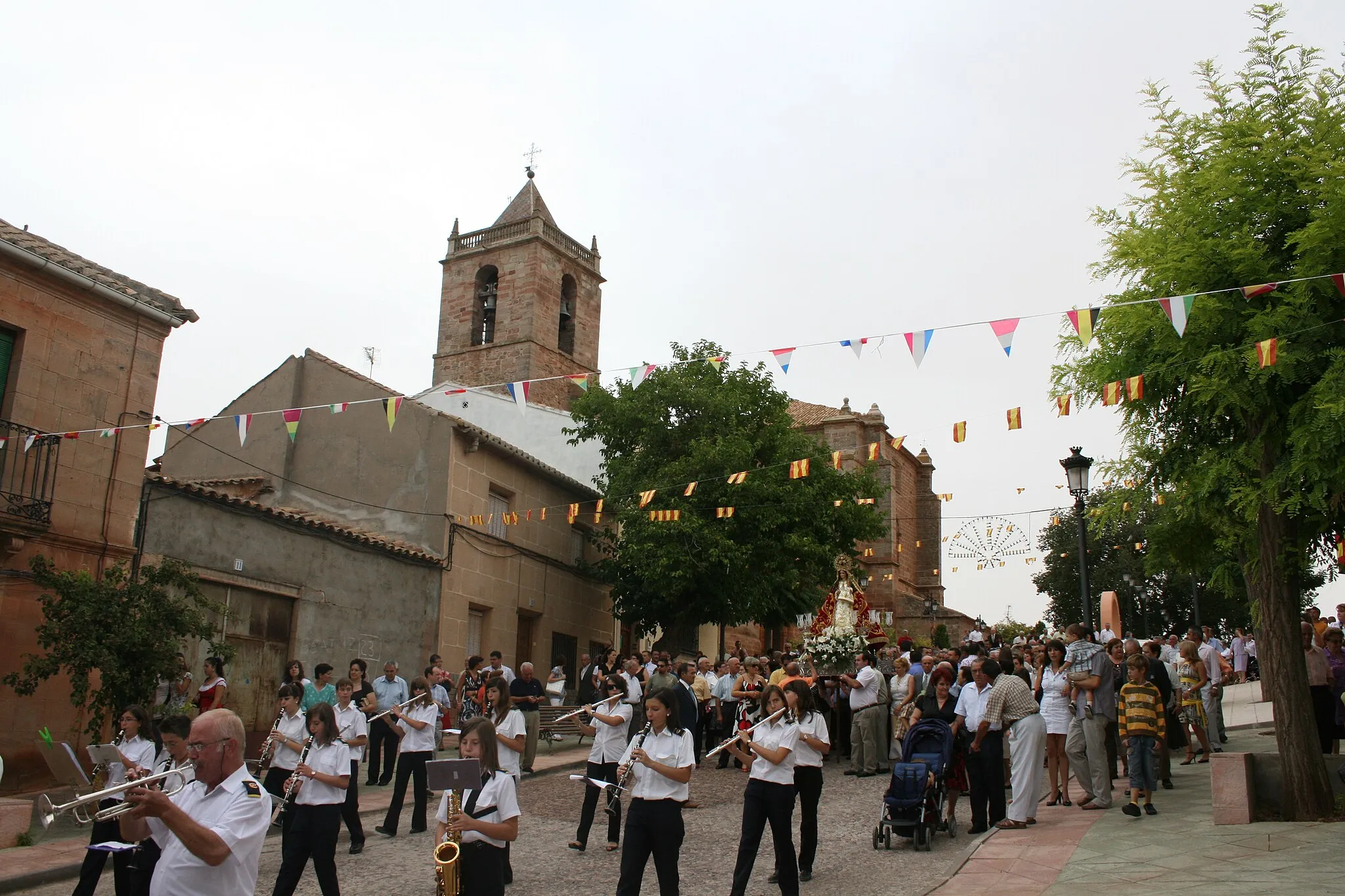 Photo showing: Procesión de la Virgen de la Vega