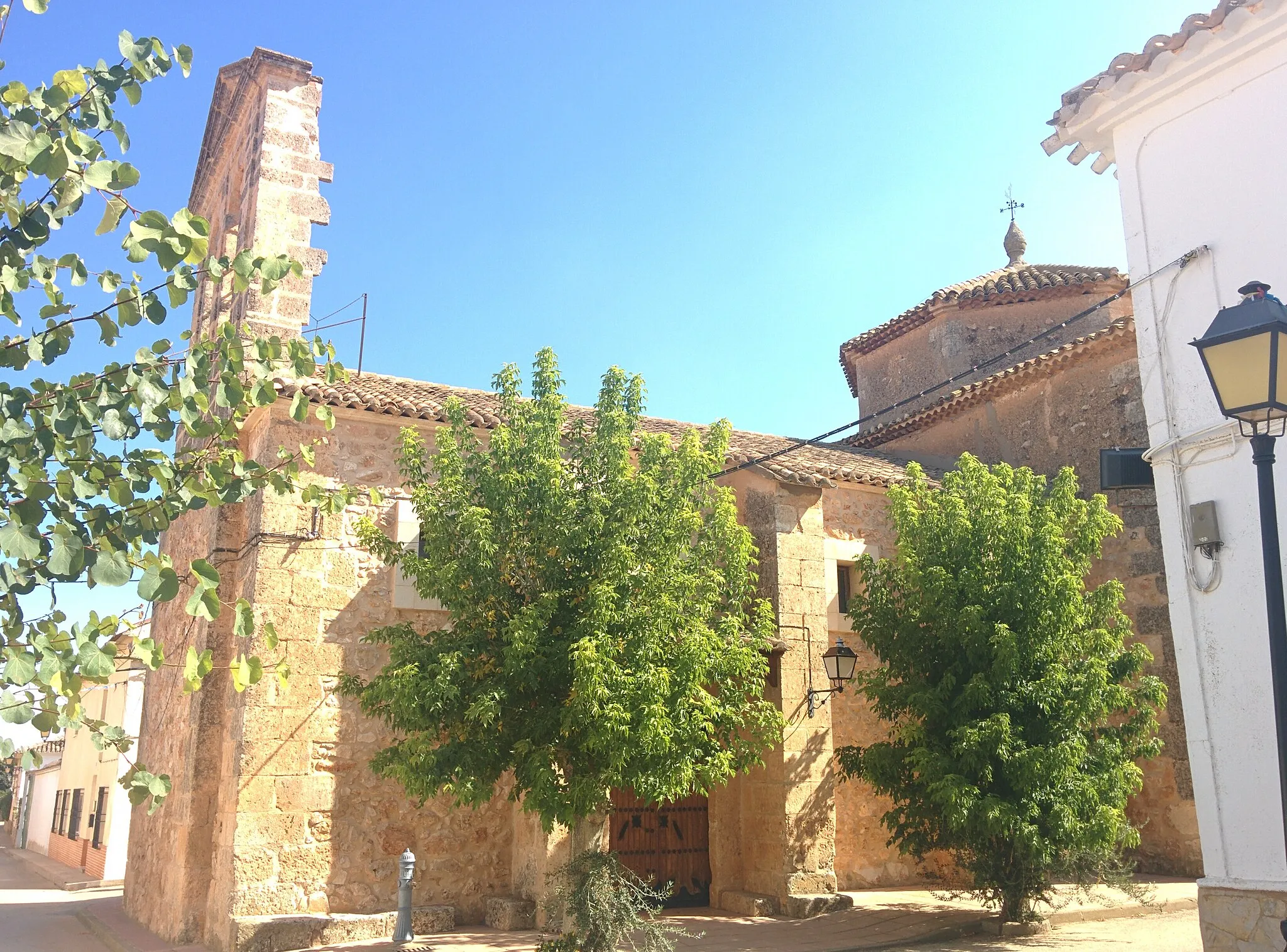 Photo showing: Iglesia del Dulce Nombre de Jesús, en Casas de Guijarro (Cuenca, España).