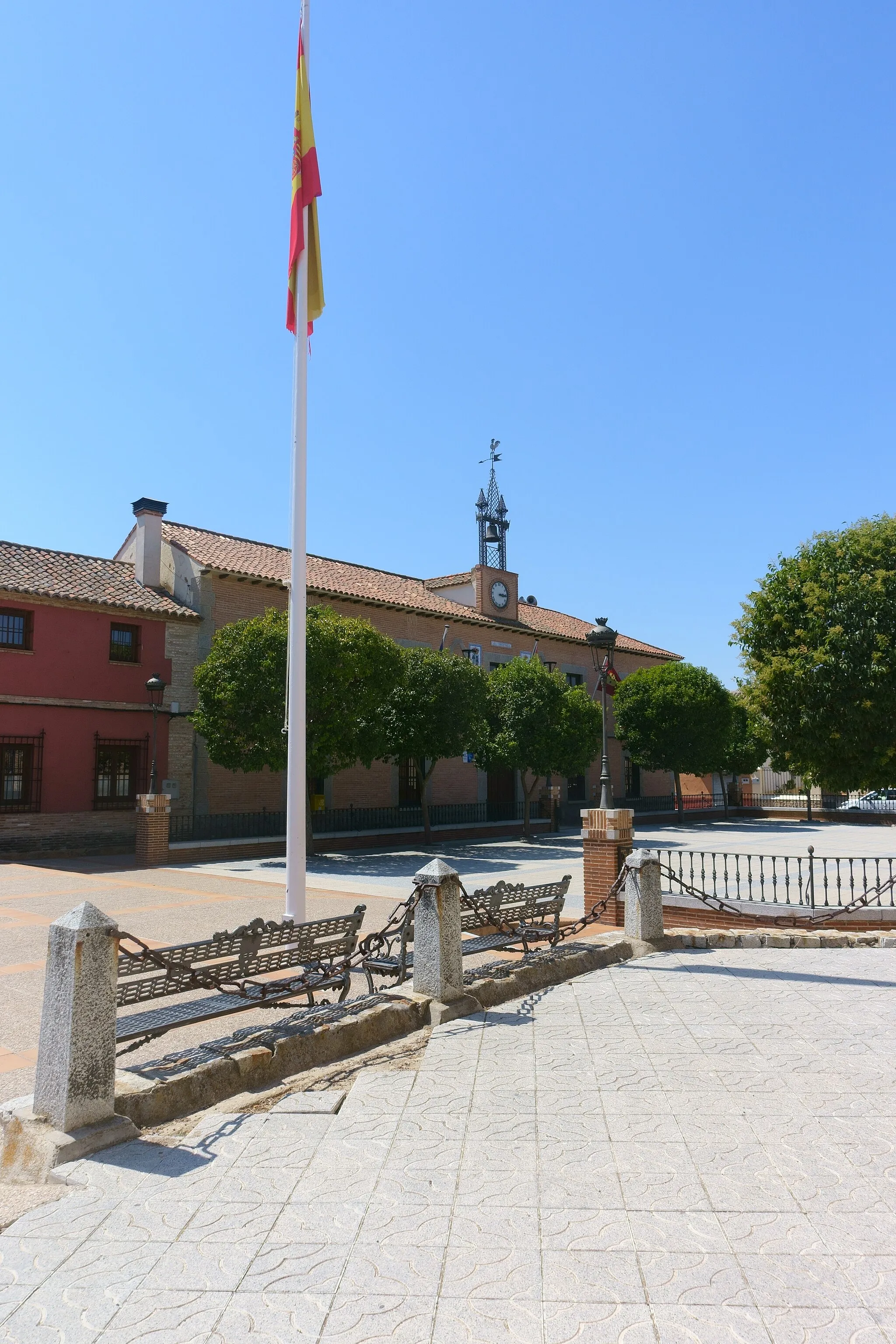 Photo showing: Casa consistorial de Domingo Pérez (Toledo, España).
