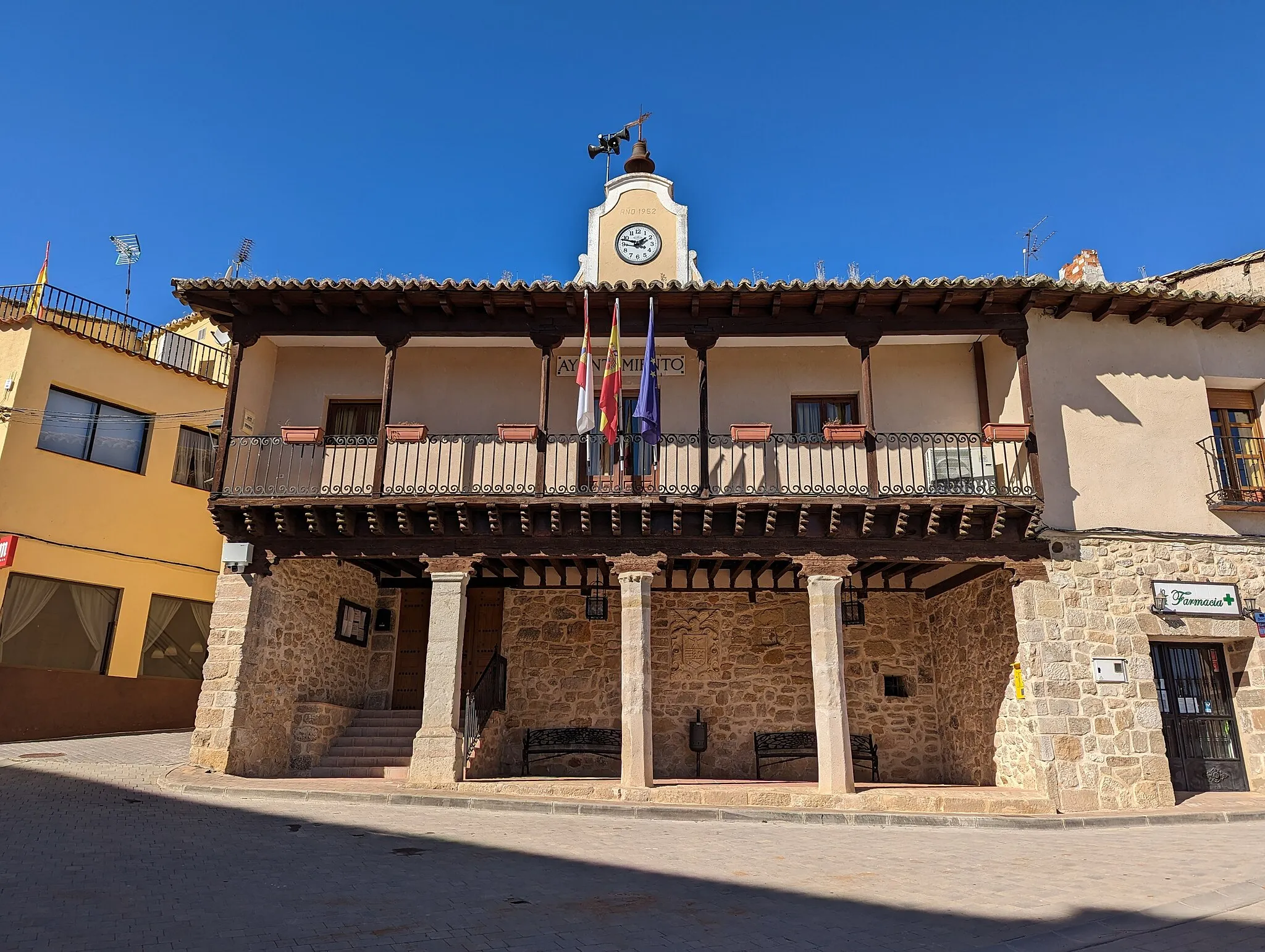 Photo showing: Casa consistorial de Auñón (Guadalajara, España).