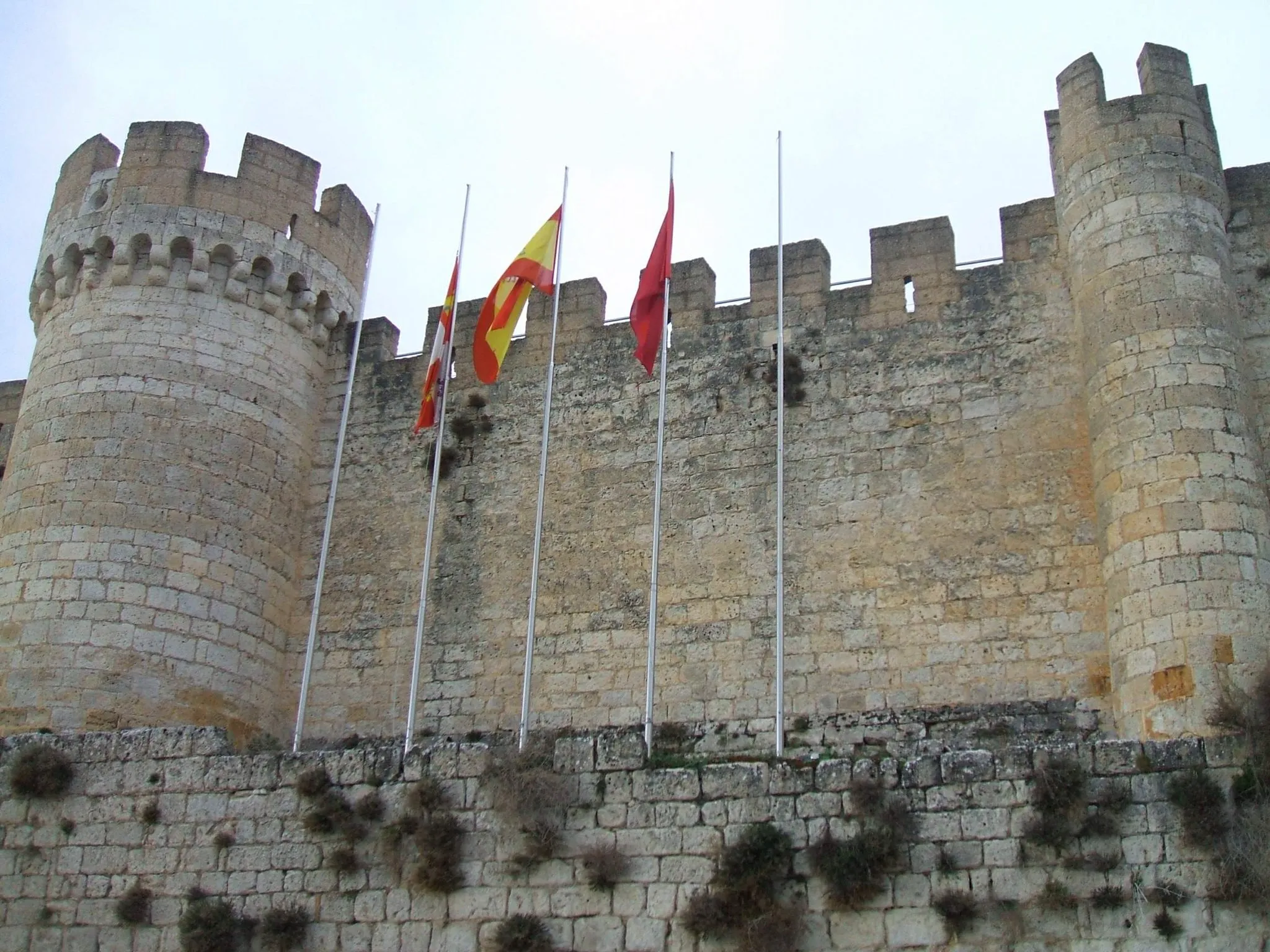 Photo showing: Peñafiel Castle (Castile and León, Spain).