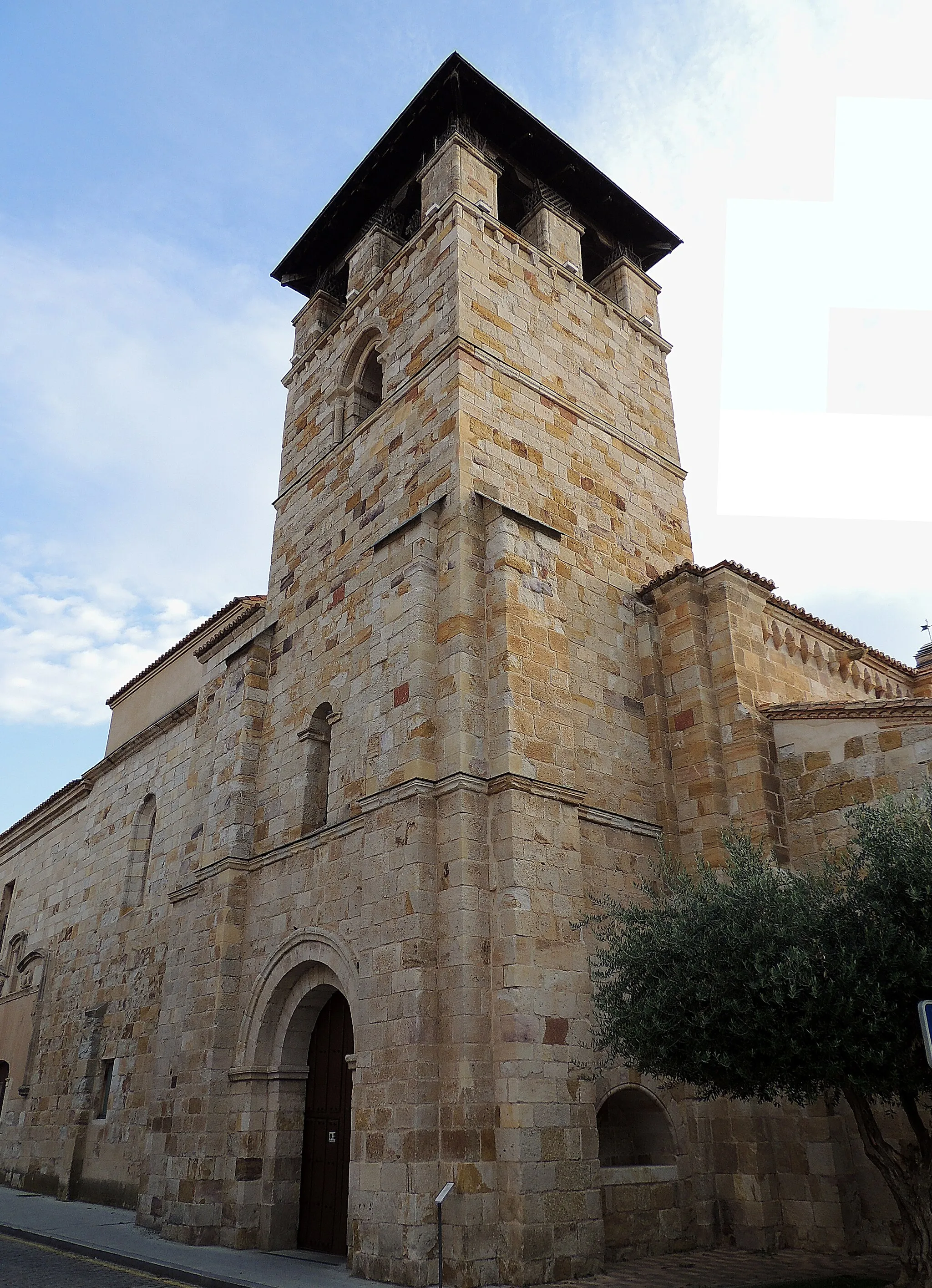 Photo showing: Torre de la iglesia de Santa María de la Horta en Zamora