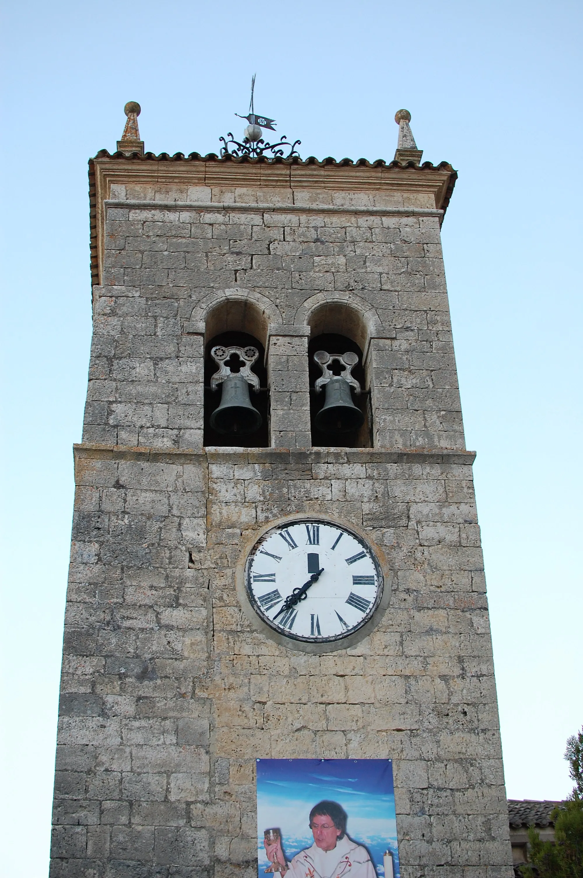 Photo showing: Torre de la iglesia