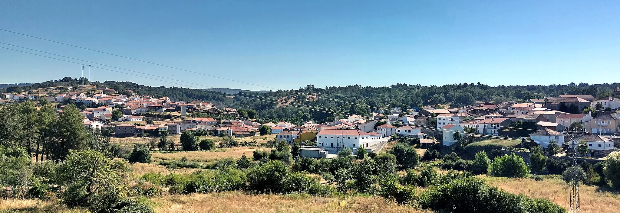 Photo showing: Panorama de São Martinho de Angueira