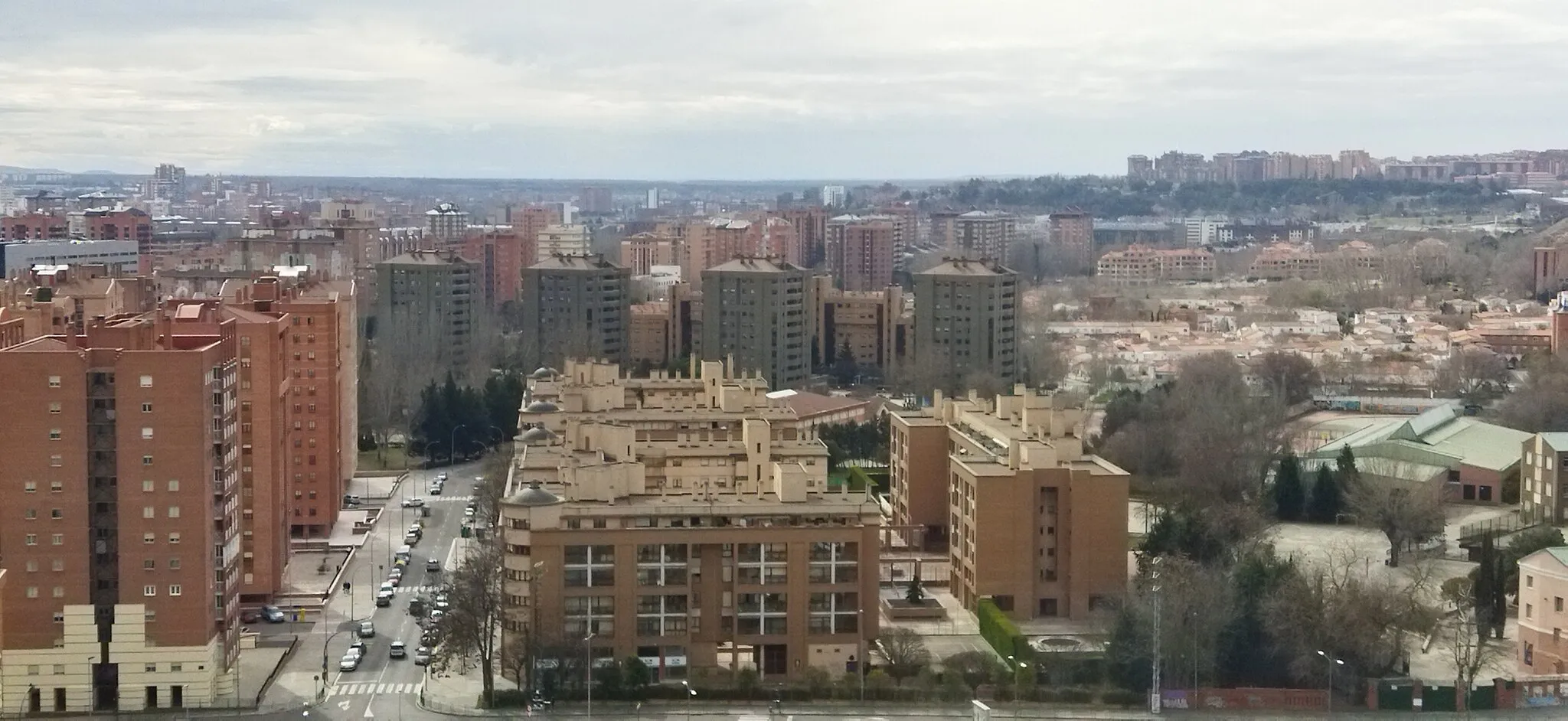 Photo showing: Vista panorámica de la ciudad de Valladolid, España, desde el Parque Fuente El Sol