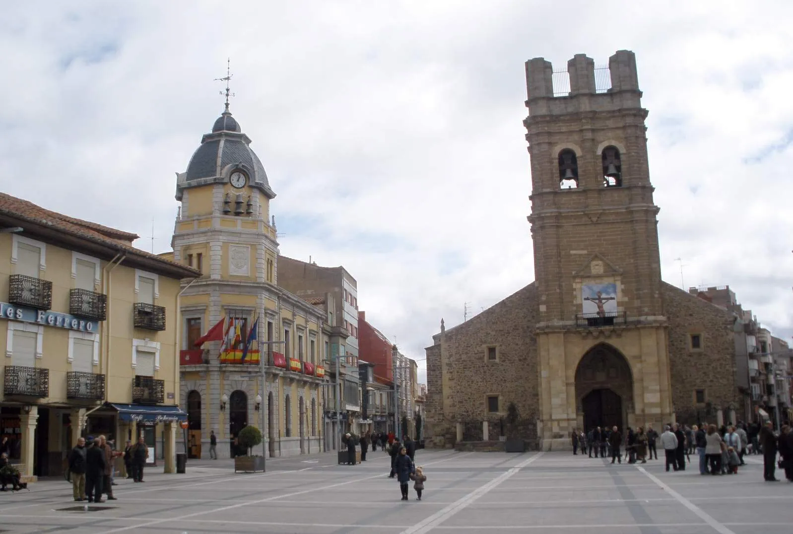 Photo showing: Plaza Mayor de La Bañeza