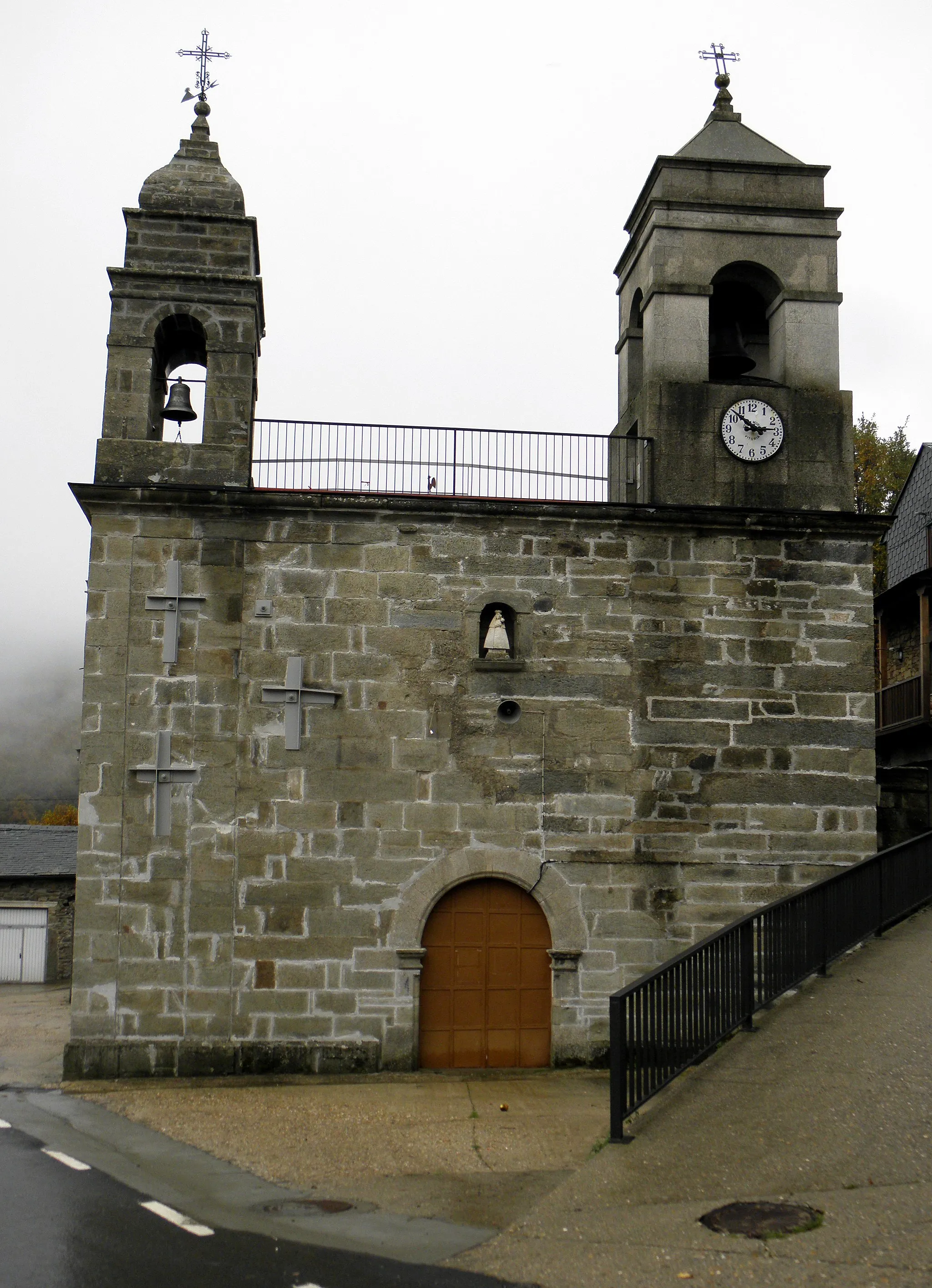 Photo showing: Church of San Ciprián de Sanabria, San Justo, Zamora, Spain.