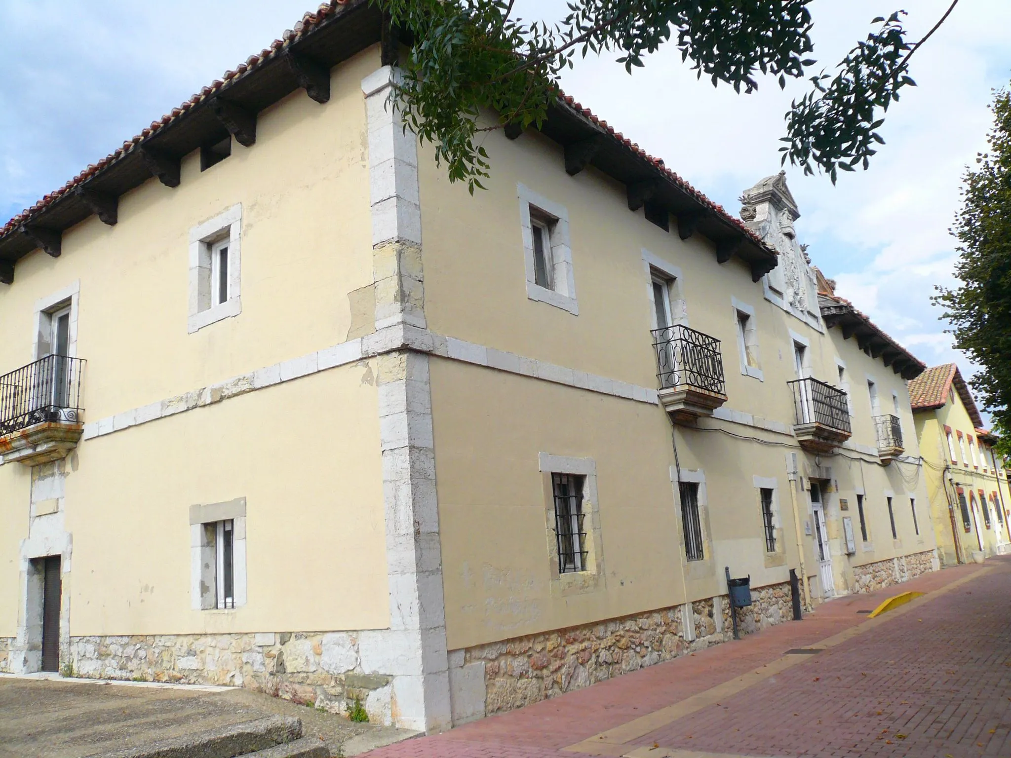 Photo showing: Palacio de los Cossío (Guardo, Palencia)