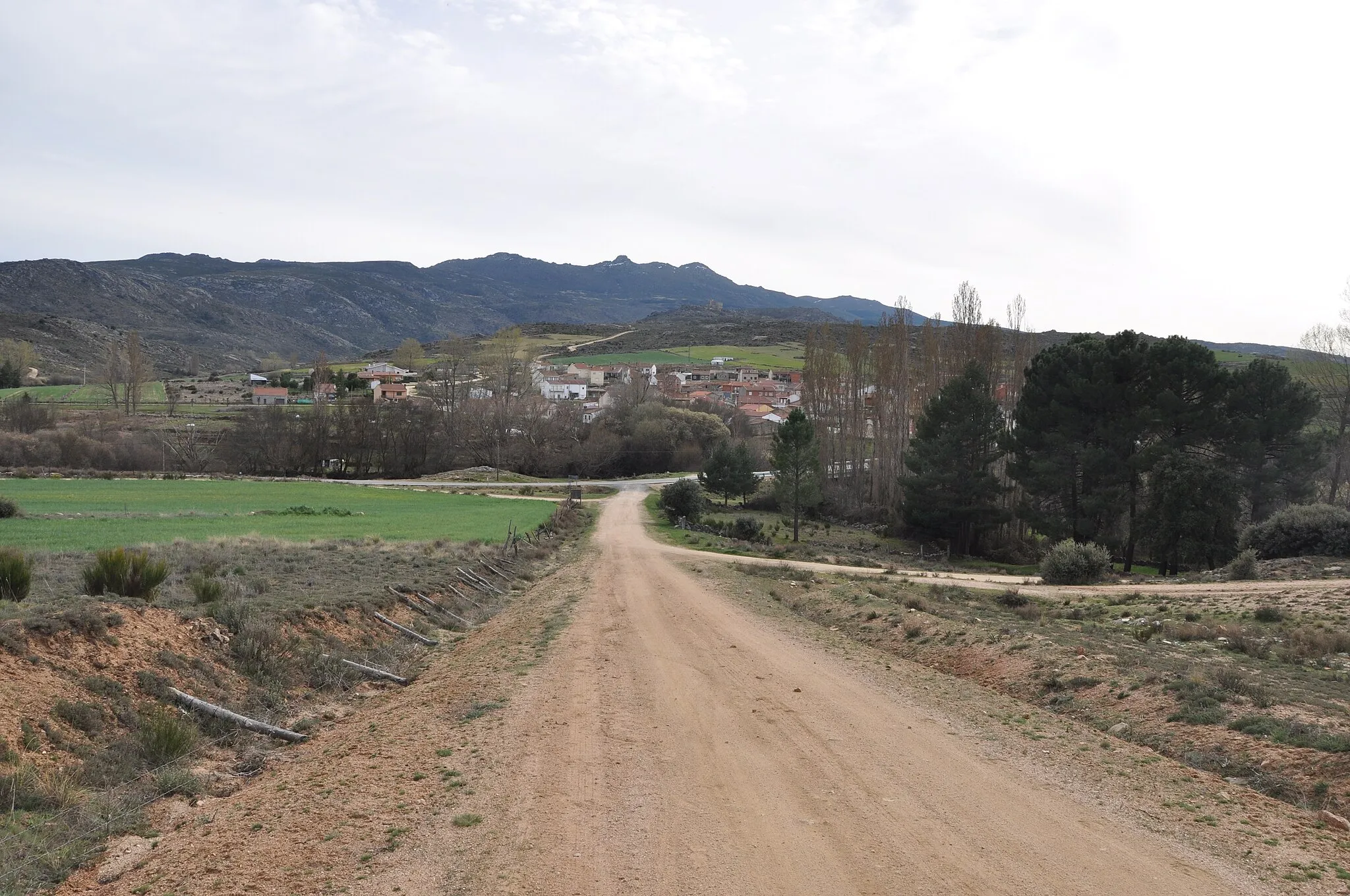 Photo showing: Panorámica de Mironcillo, Ávila, España.