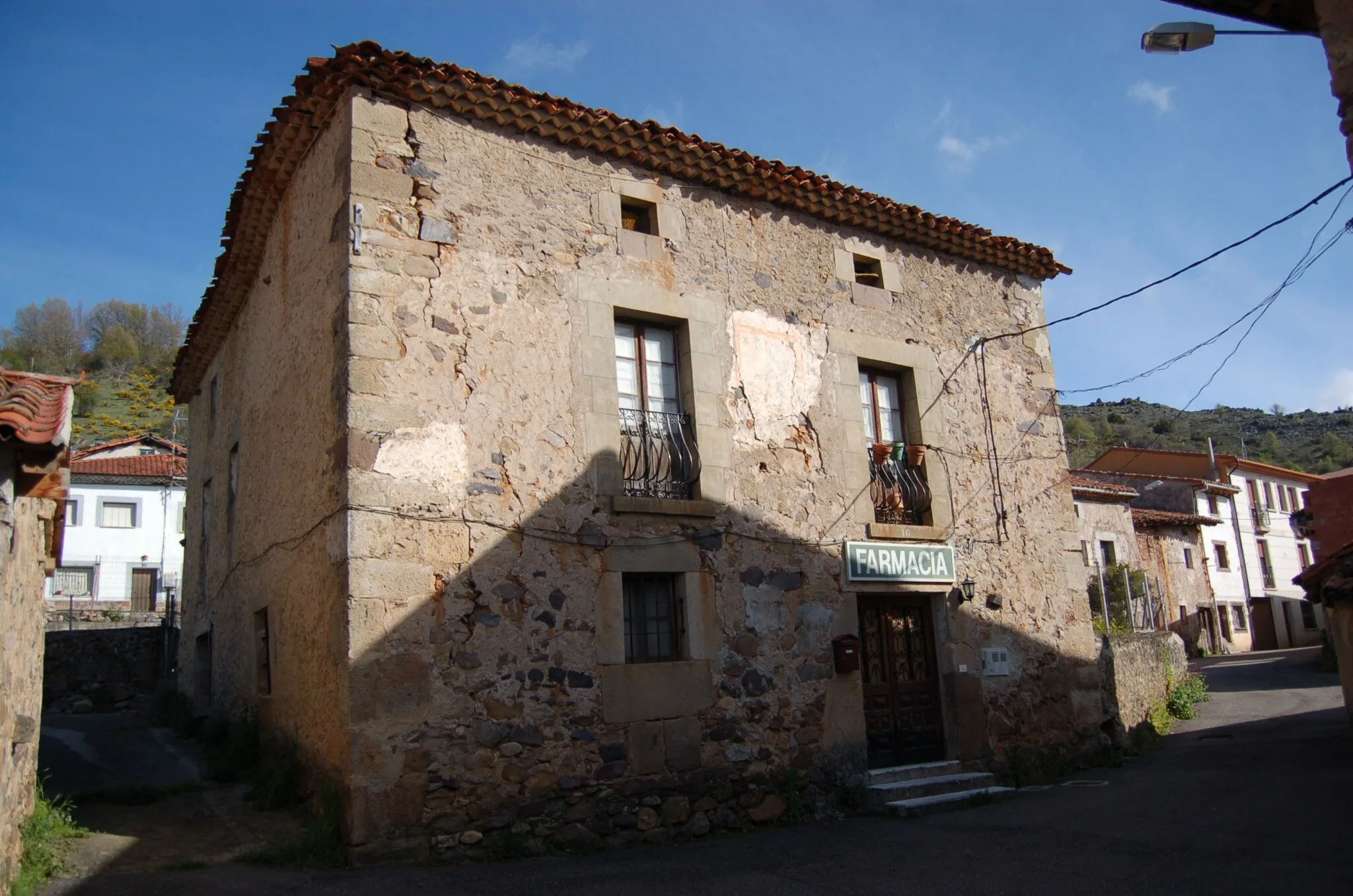 Photo showing: Farmacia en Barbadillo del Pez