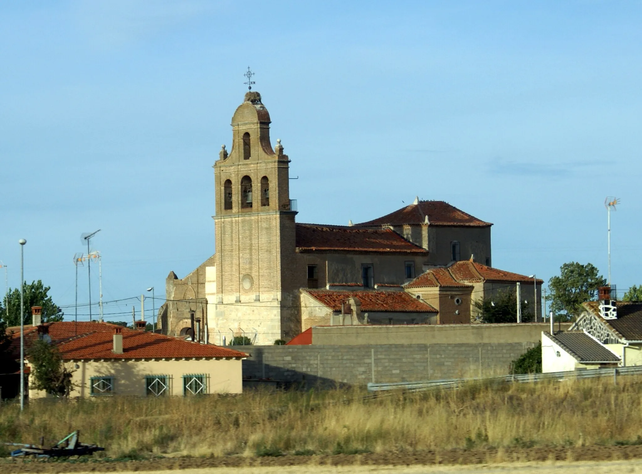 Photo showing: View of Gutierre-Muñoz, Ávila, Spain.