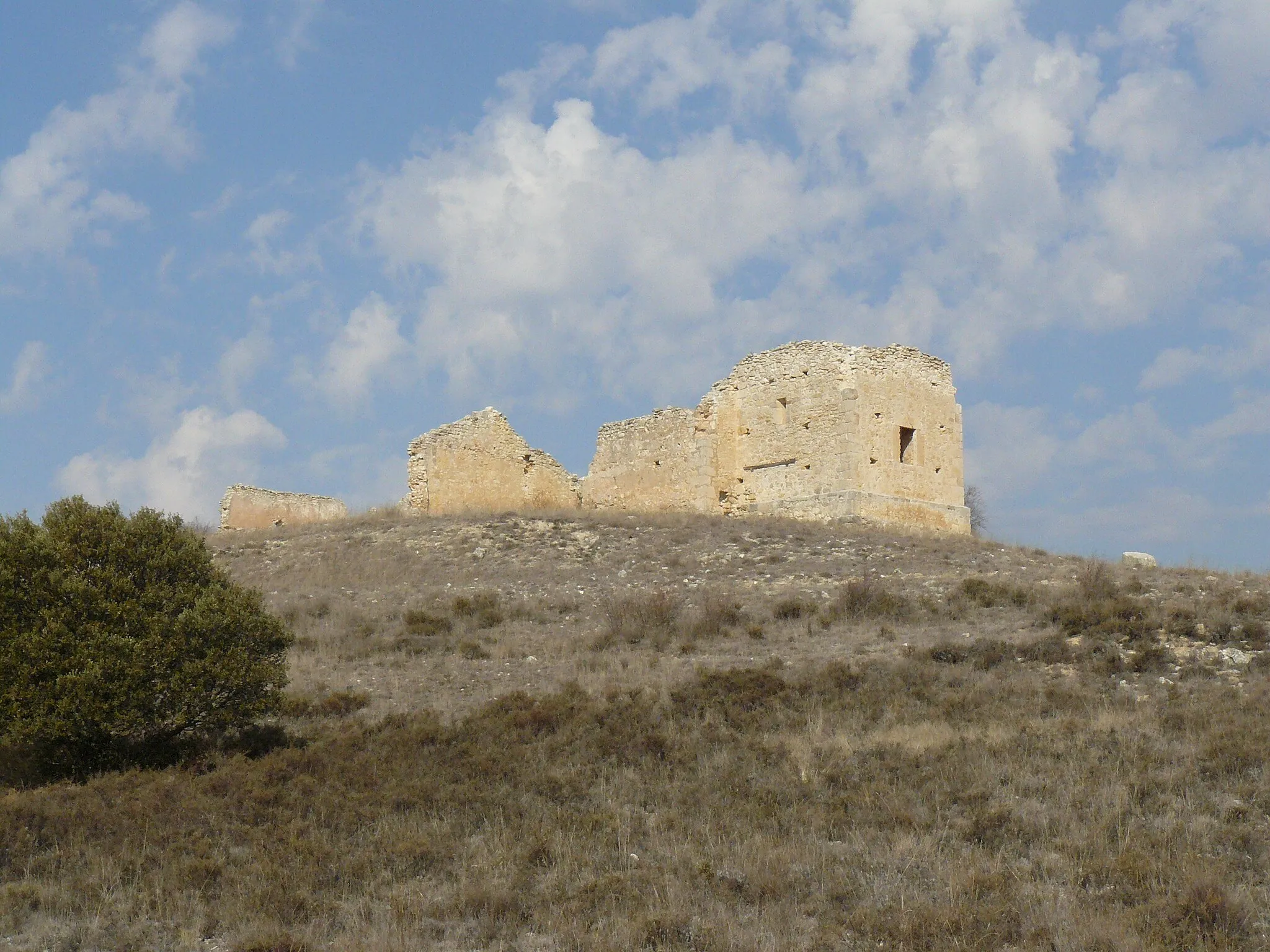 Photo showing: Ruinas de la ermita de la Virgen del Val, Piquera de San Esteban, Soria.