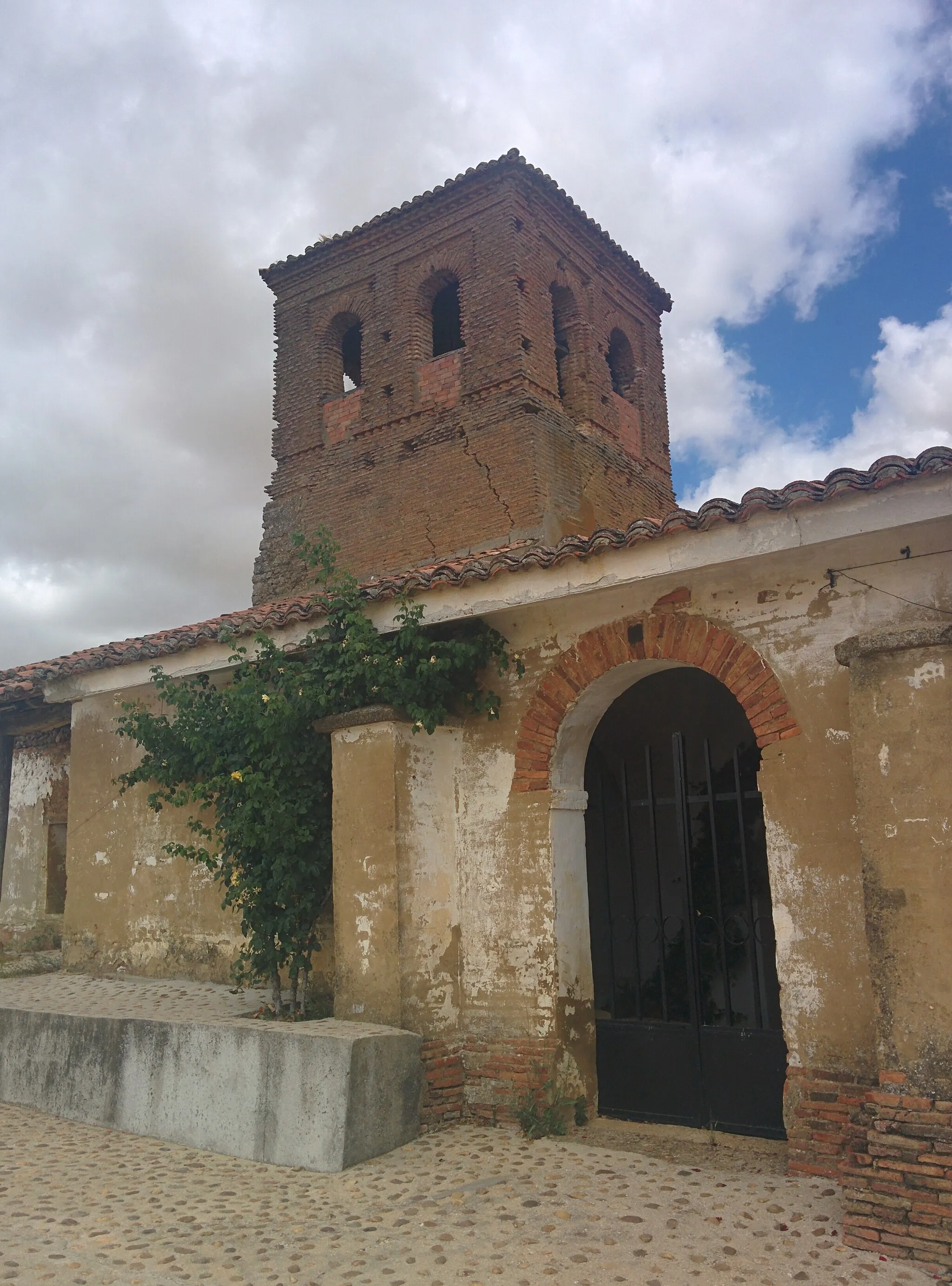 Photo showing: Iglesia de San Martín, en San Martín de la Cueza (León, España).