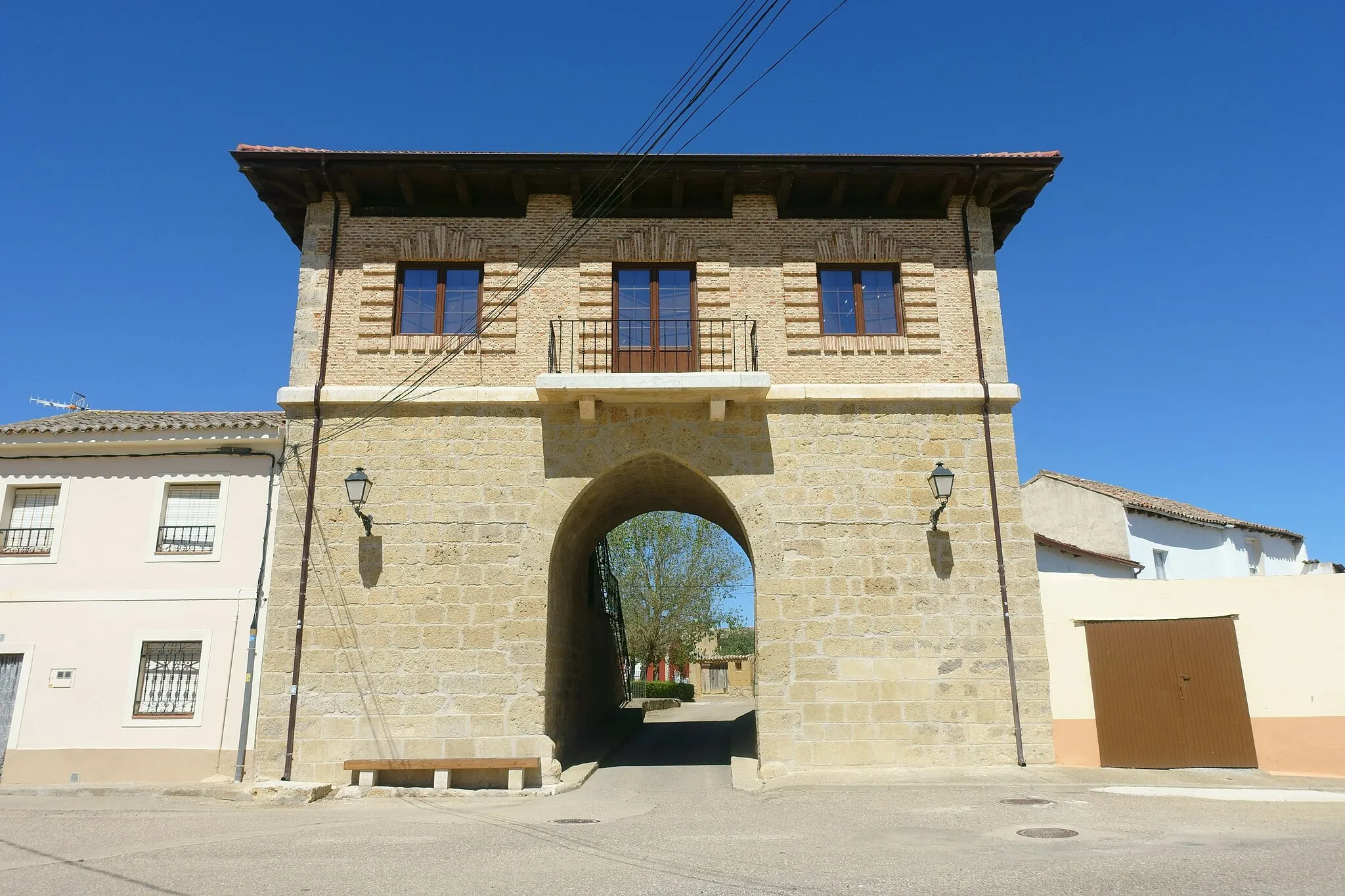 Photo showing: Casa consistorial de Capillas (Palencia, España).