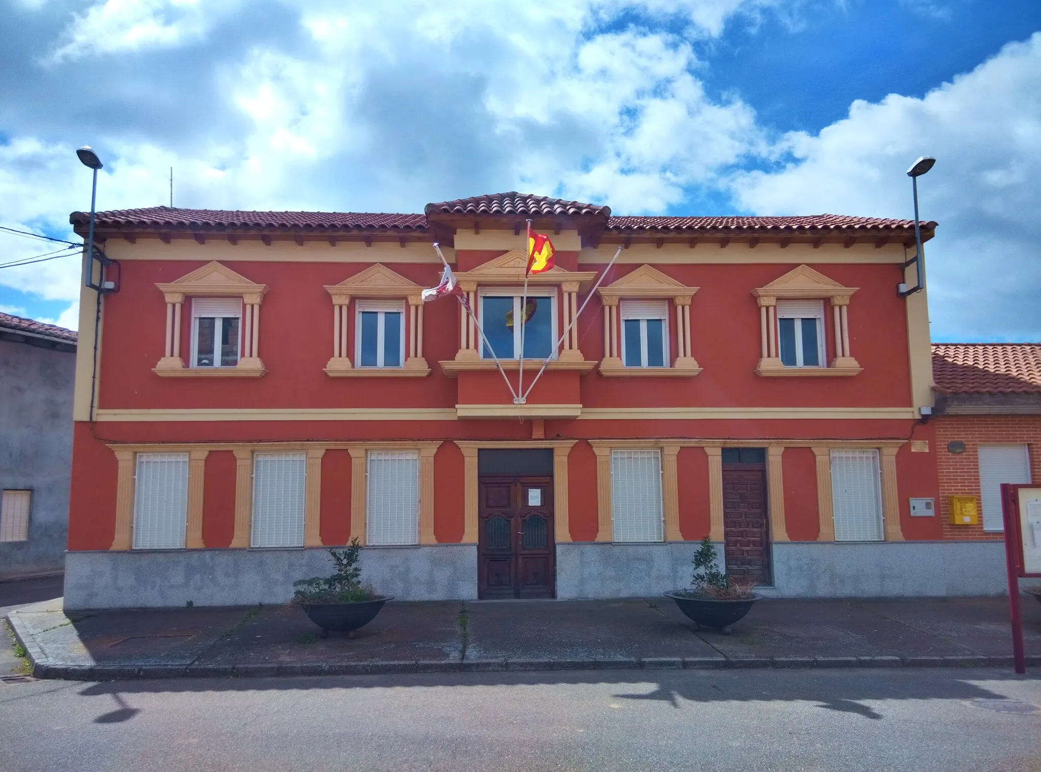 Photo showing: Quintana del Marco City Council (León, Spain).