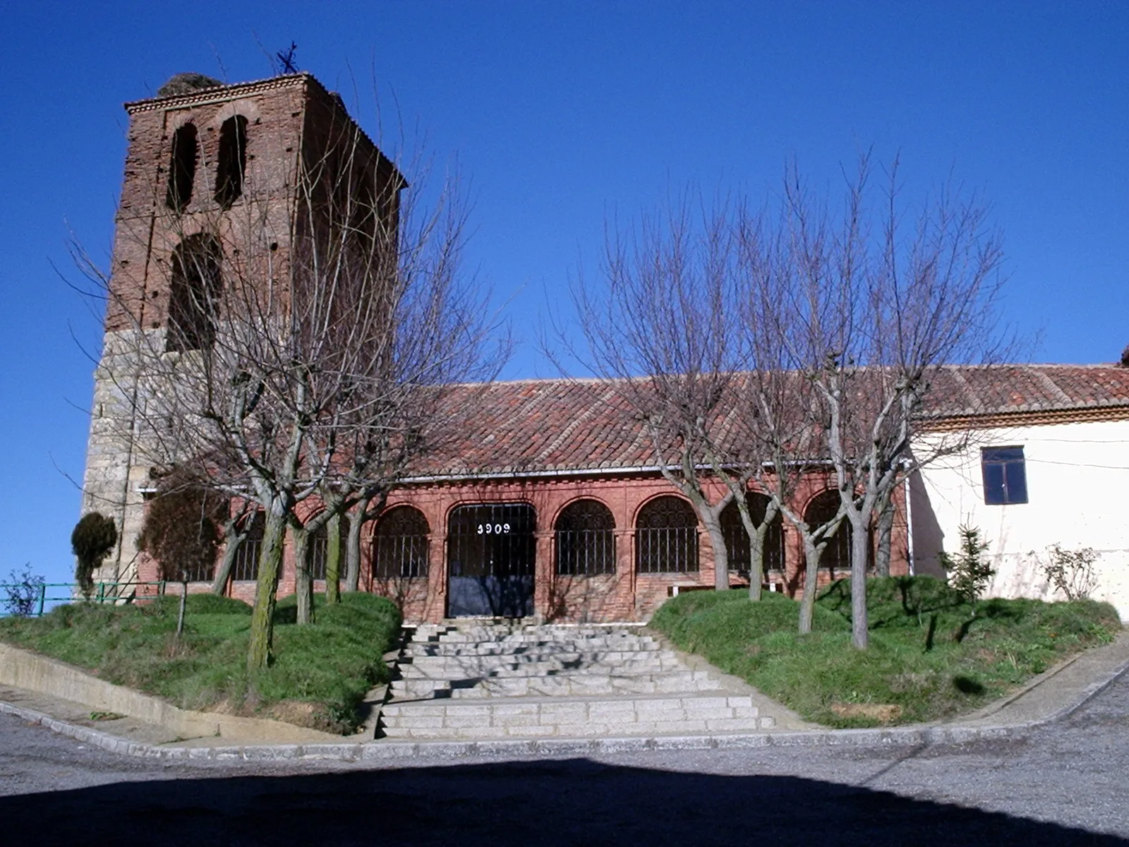 Photo showing: Church of/Iglesia de: "El Dulce nombre de María" in/en Villamartín de Don Sancho (León, Spain)