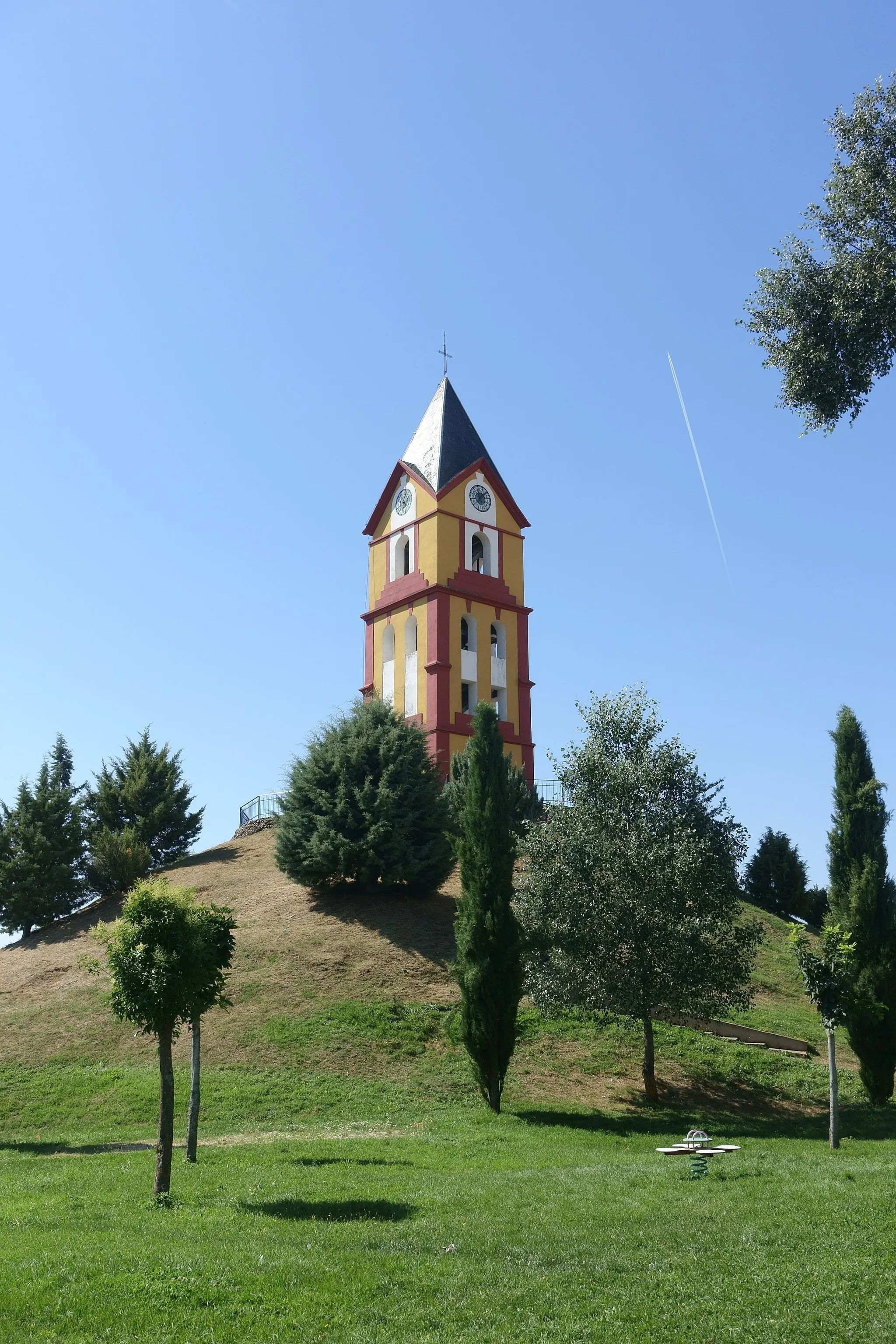 Photo showing: Torre de Almanza (León, España).