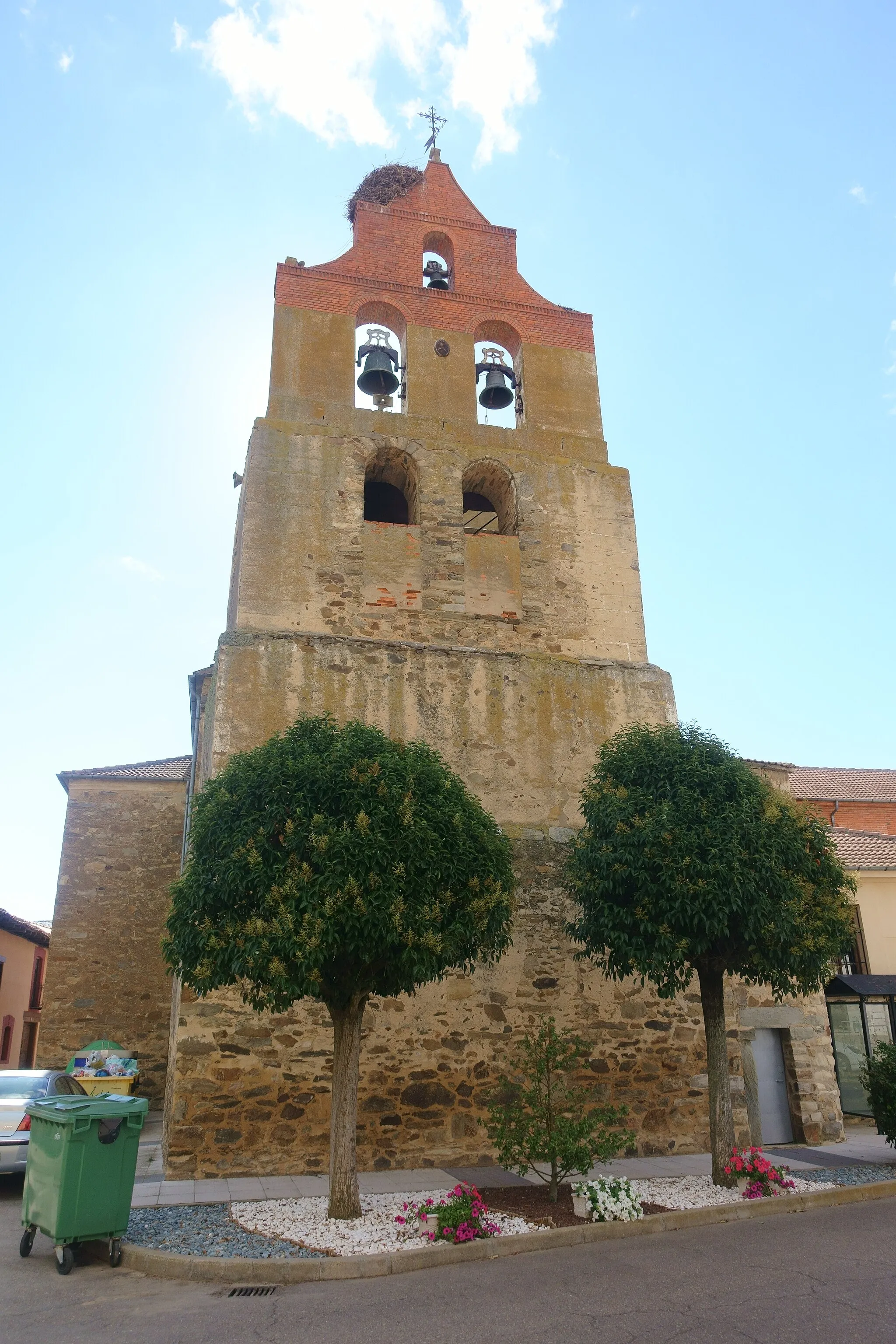 Photo showing: Iglesia de Santiago Apóstol, San Cristóbal de la Polantera (León, España).