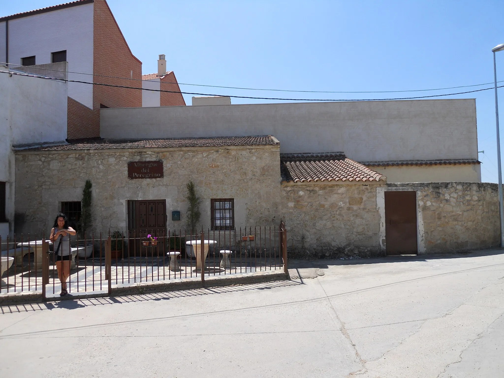 Photo showing: Albergue de peregrinos de Calzada de Valdunciel.