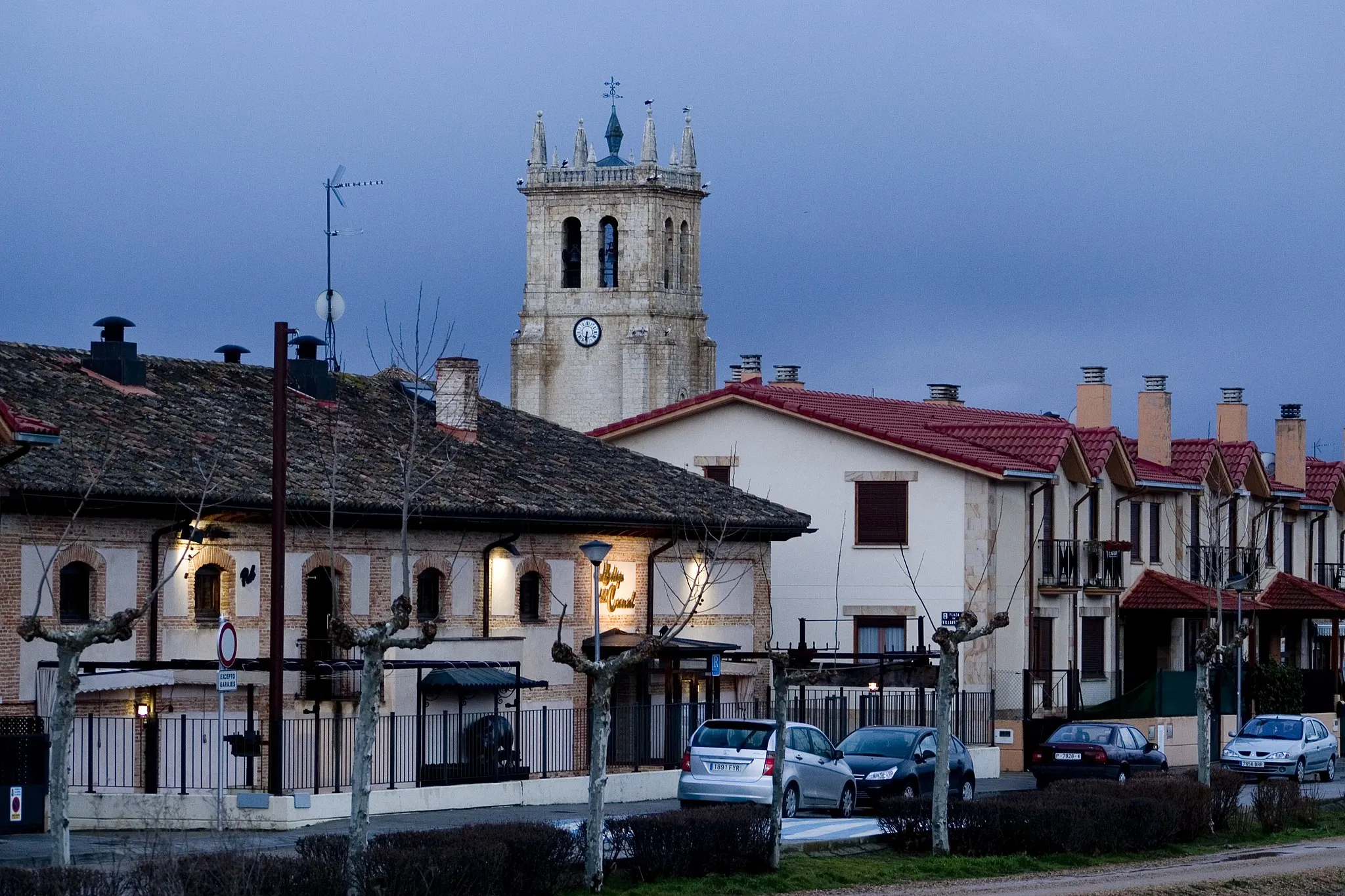 Photo showing: Villamuriel de Cerrato, Palencia

Canon 30D, Canon 75-300