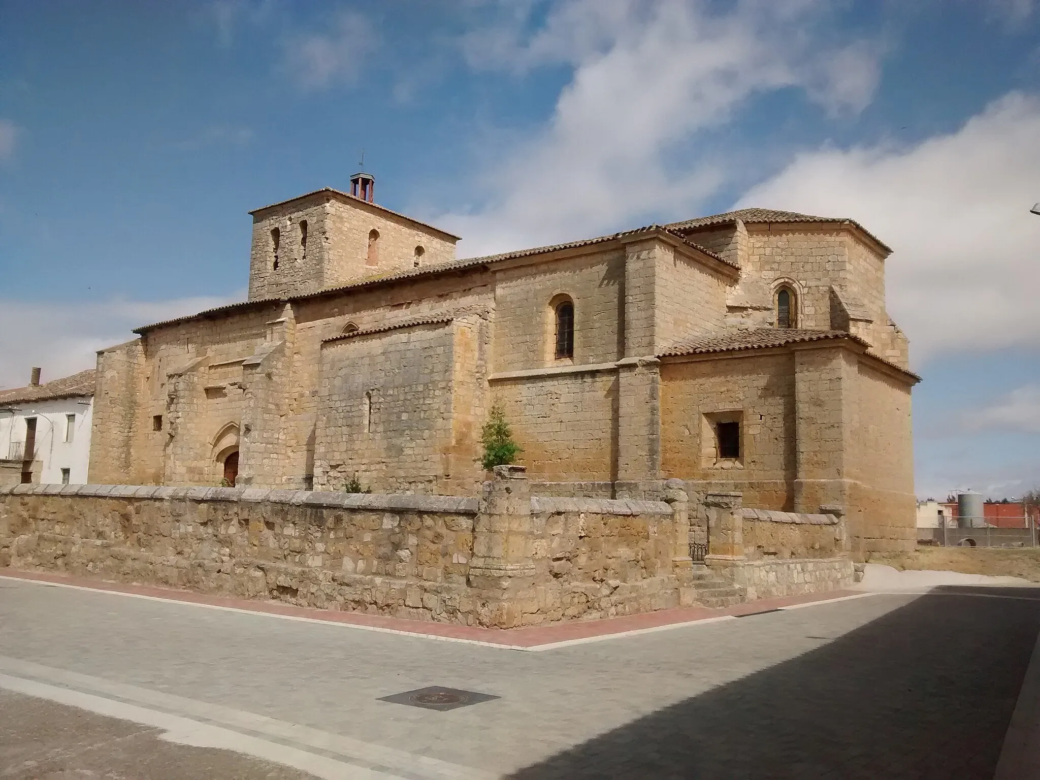 Photo showing: Iglesia de Nuestra Señora de la Asunción, en Melgar de Yuso (Palencia, España).