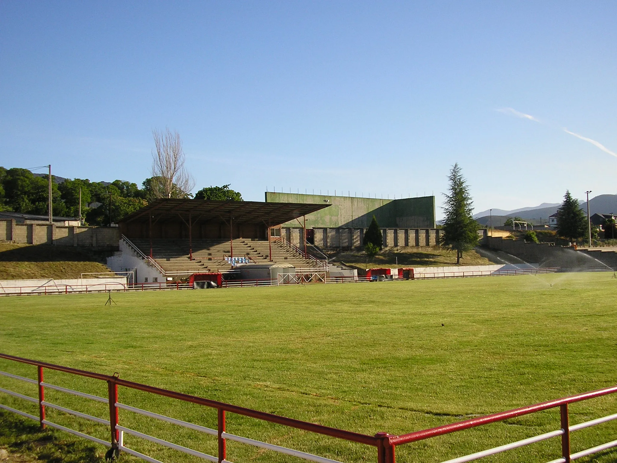 Photo showing: estadio cd fabero