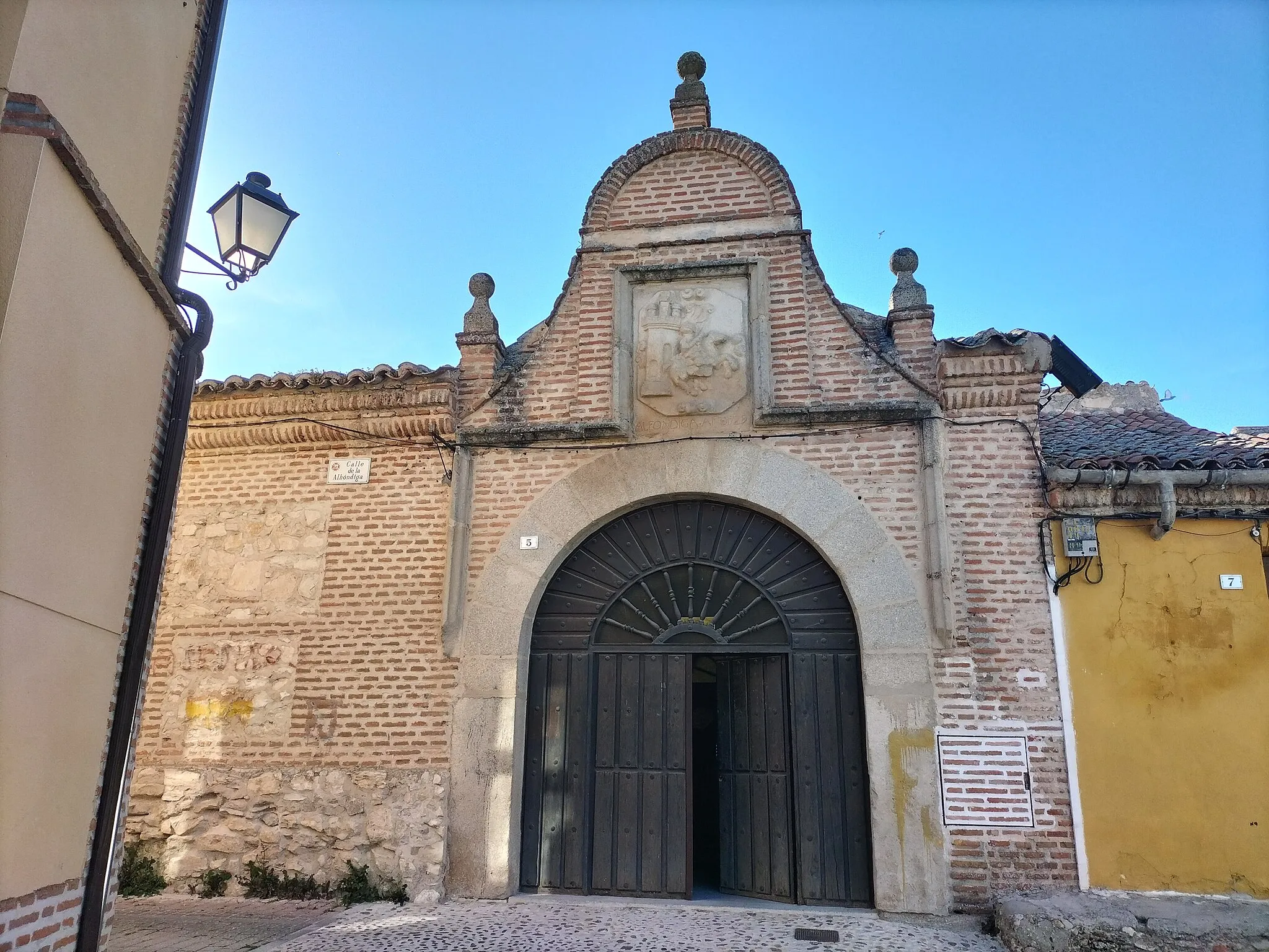 Photo showing: Biblioteca Pública Municipal de Arévalo