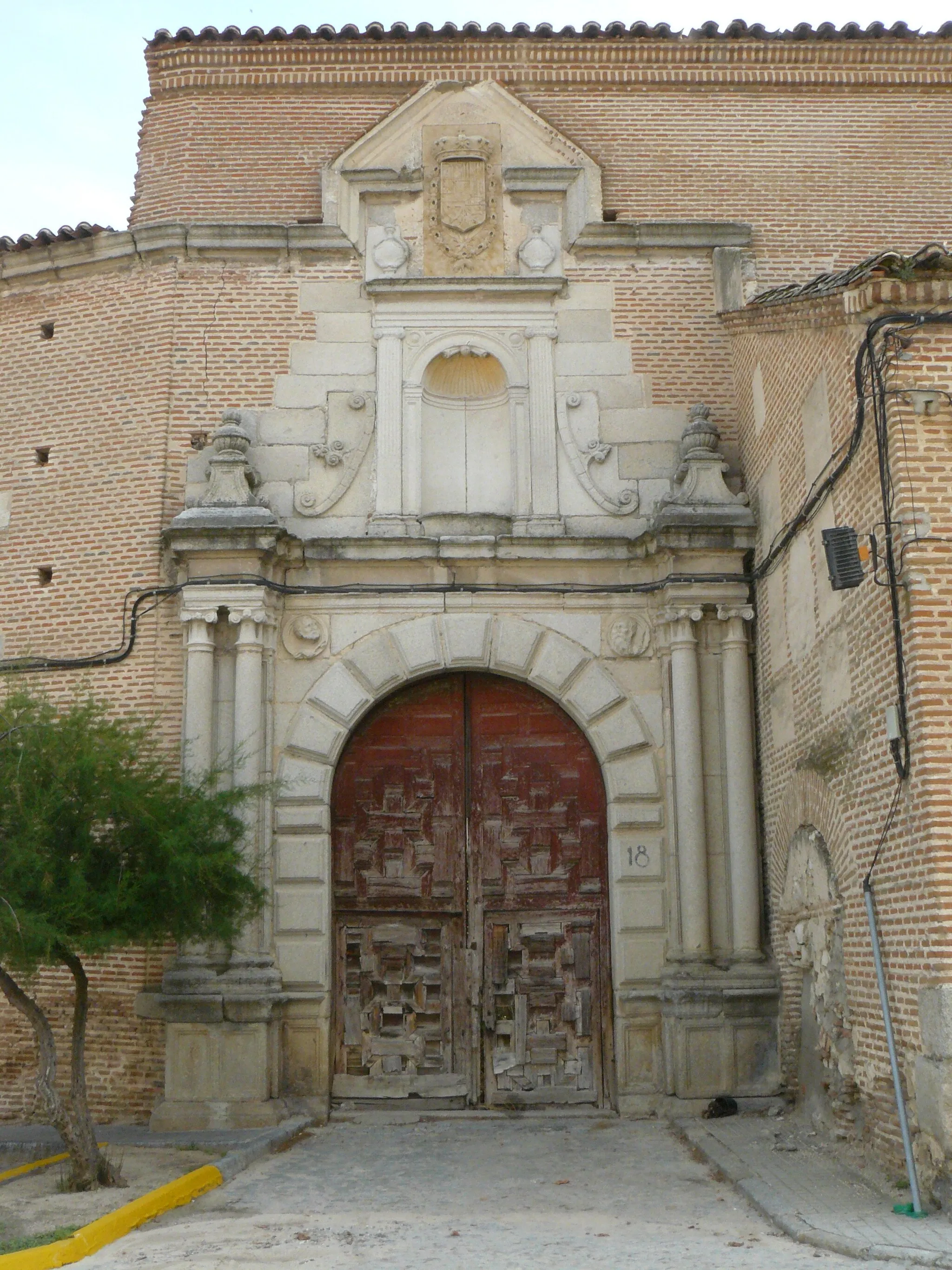 Photo showing: Iglesia de San Nicolás y antiguo colegio de jesuitas, Arévalo, Ávila.
