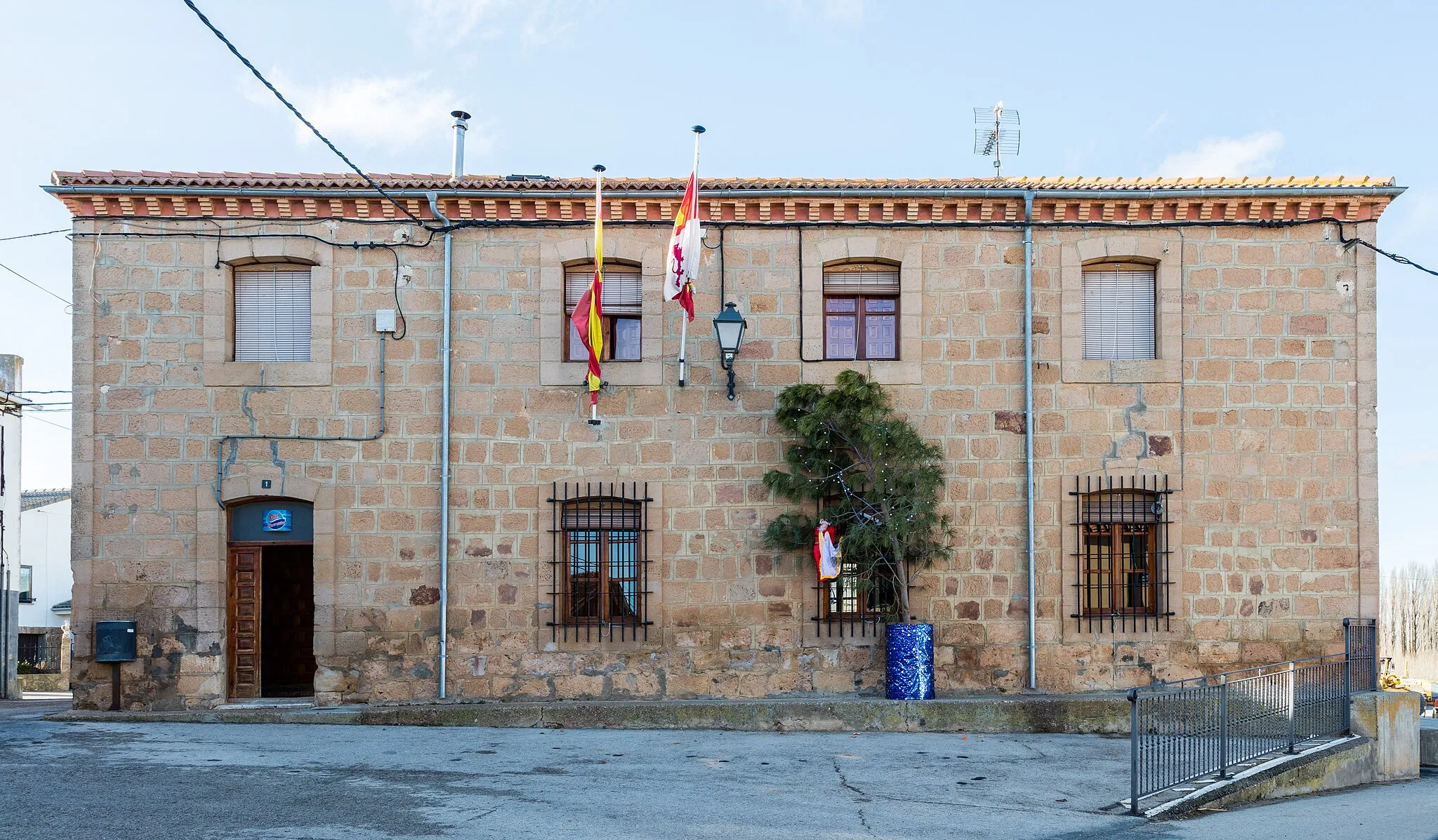 Photo showing: Town hall, Coscurita, Soria, Spain