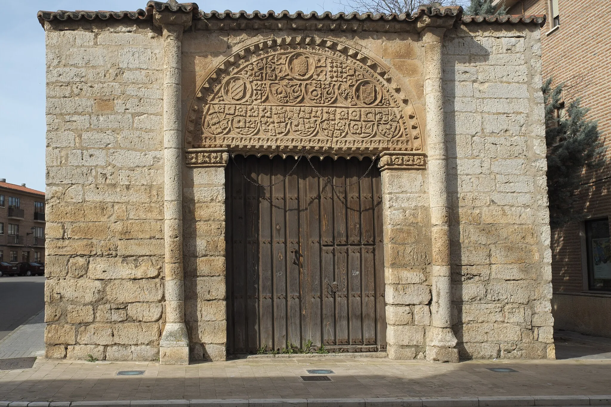 Photo showing: Palacio de las Leyes in Toro in der Provinz Zamora (Kastilien-León/Spanien), vom Palast ist nur noch das Portal erhalten