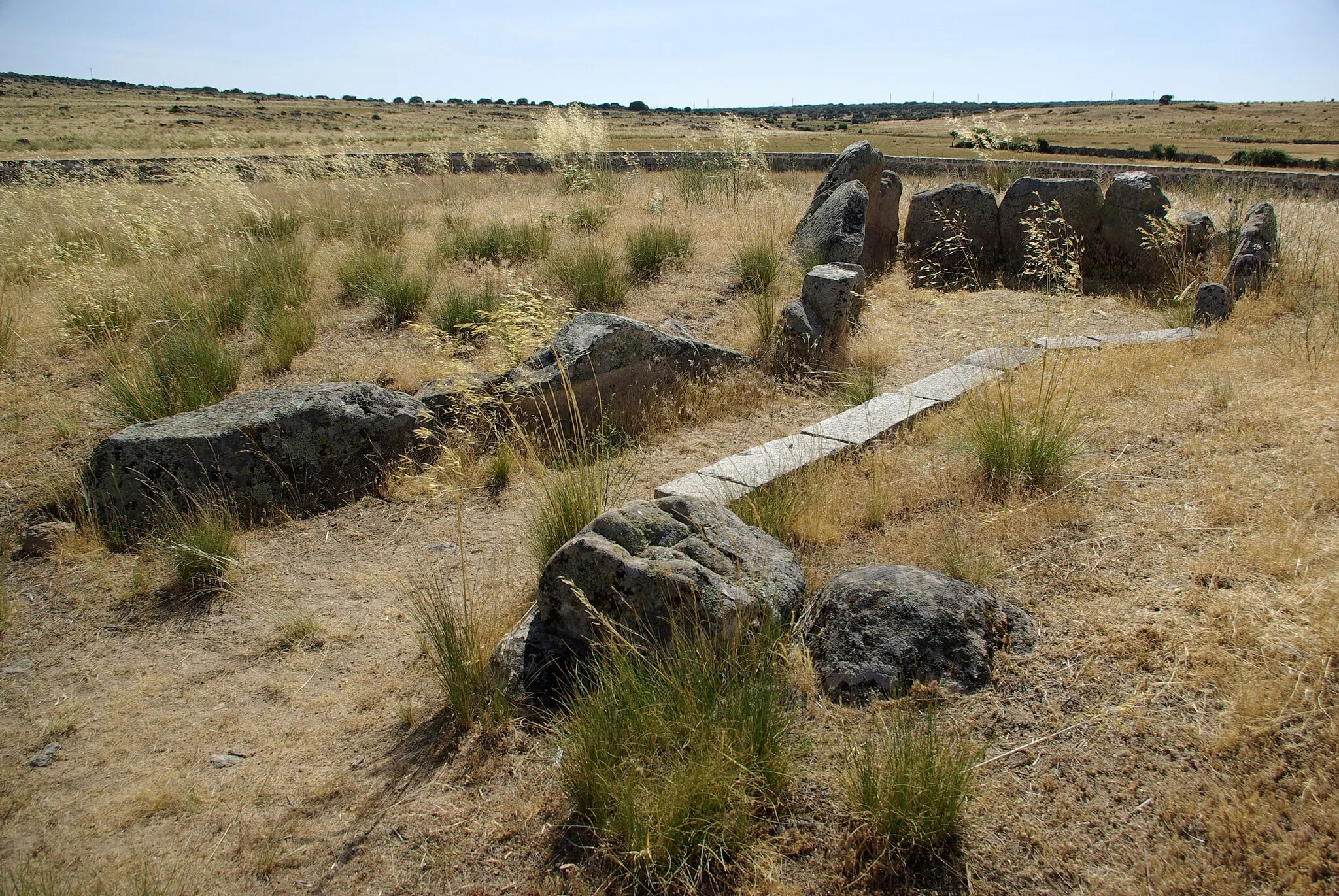 Photo showing: Dolmen of Prado de las Cruces. Bernuy-Salinero (Ávila, Ávila, Spain)