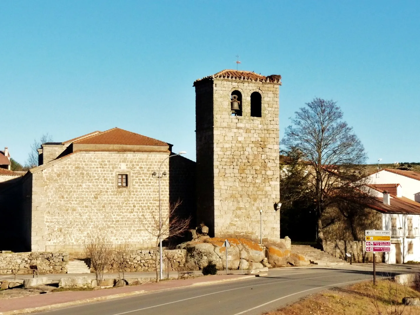 Photo showing: Church of Navarredonda de Gredos (Castile and León, Spain).